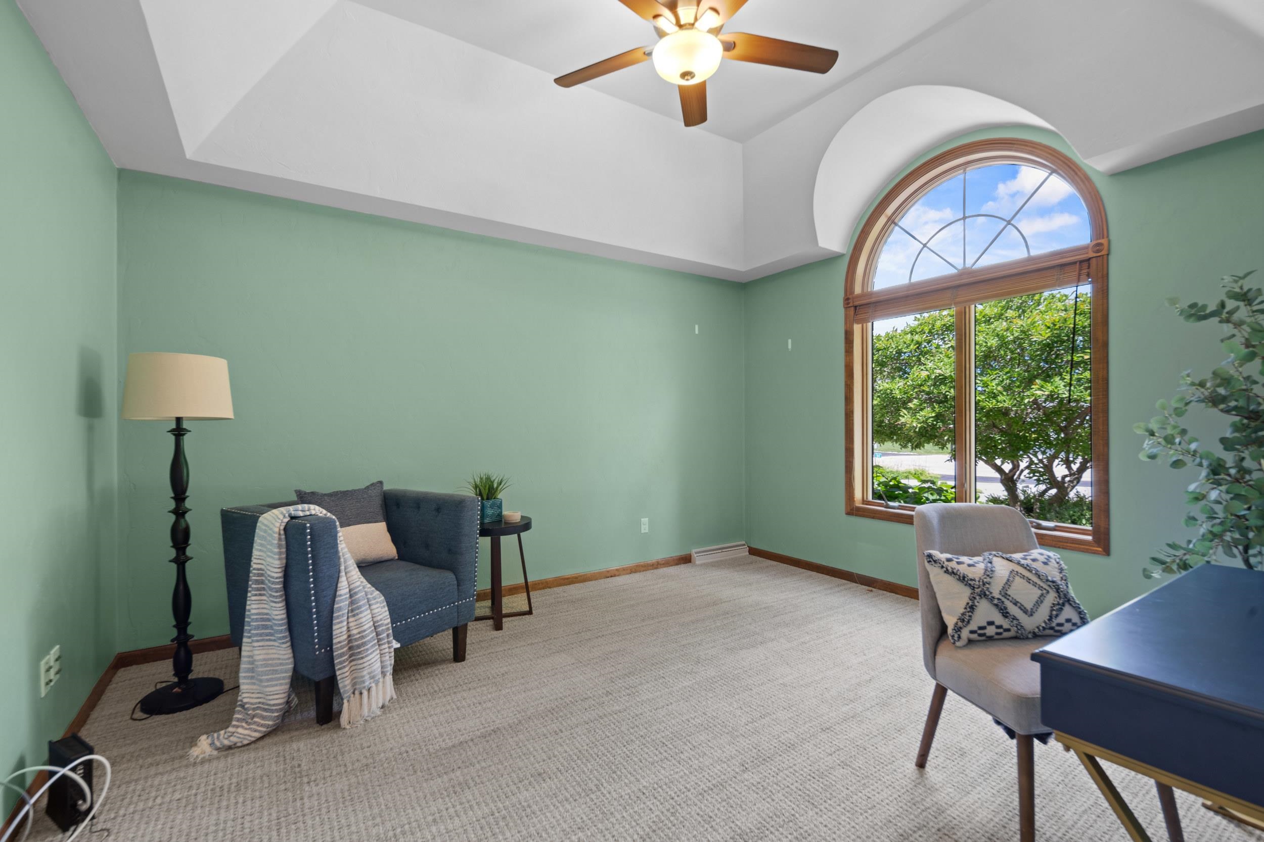 8045 SAQUARO Court