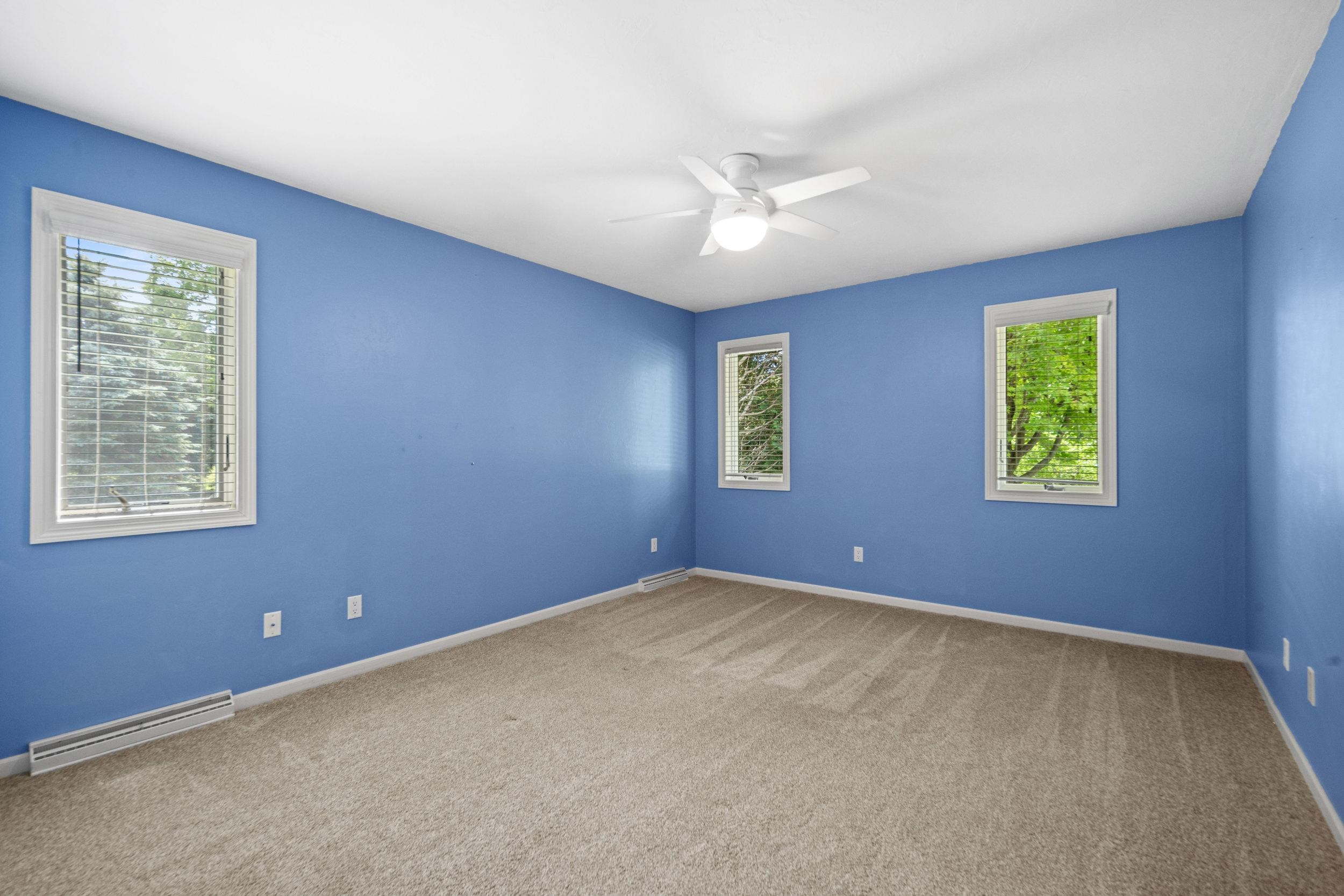 8045 SAQUARO Court