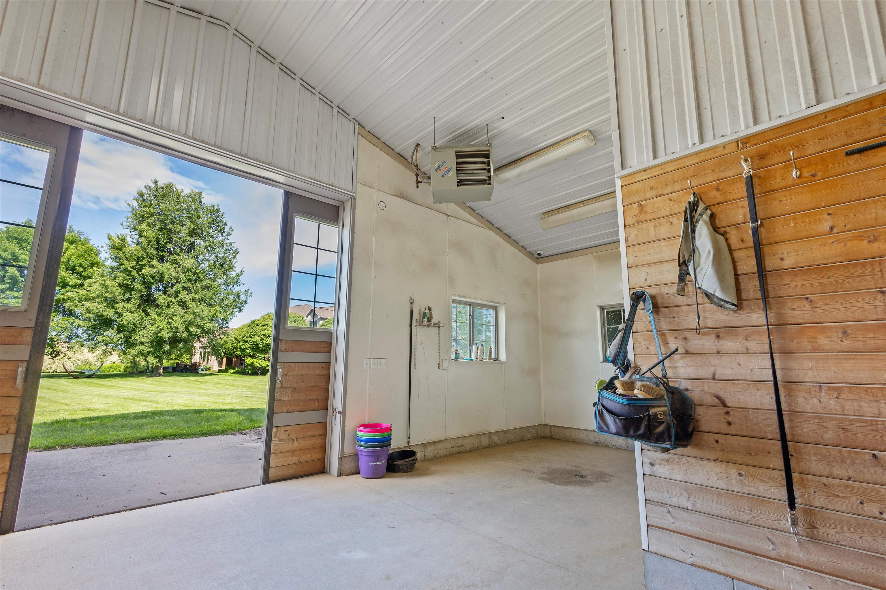 W3493 EQUESTRIAN Trail