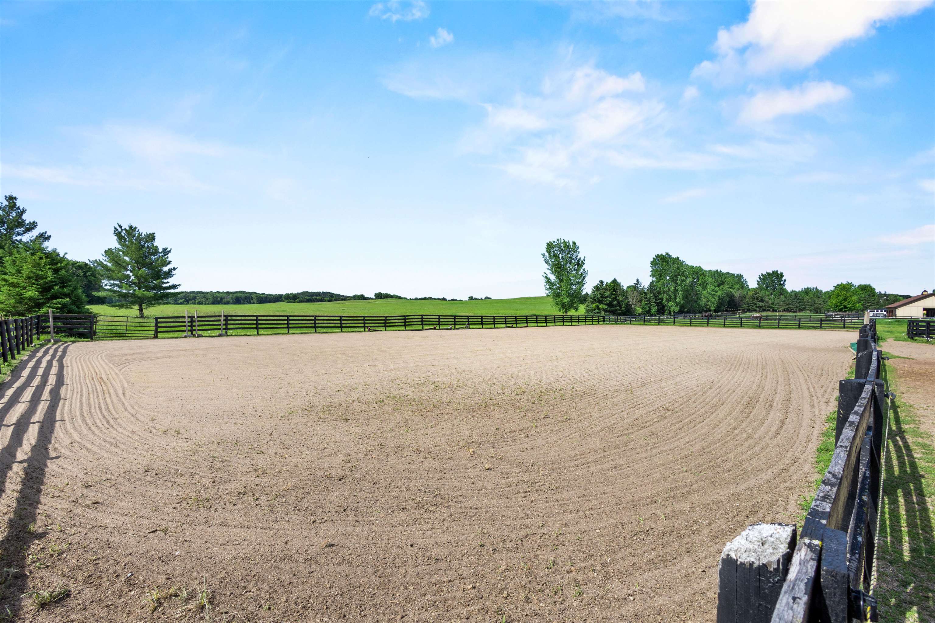 W3493 EQUESTRIAN Trail