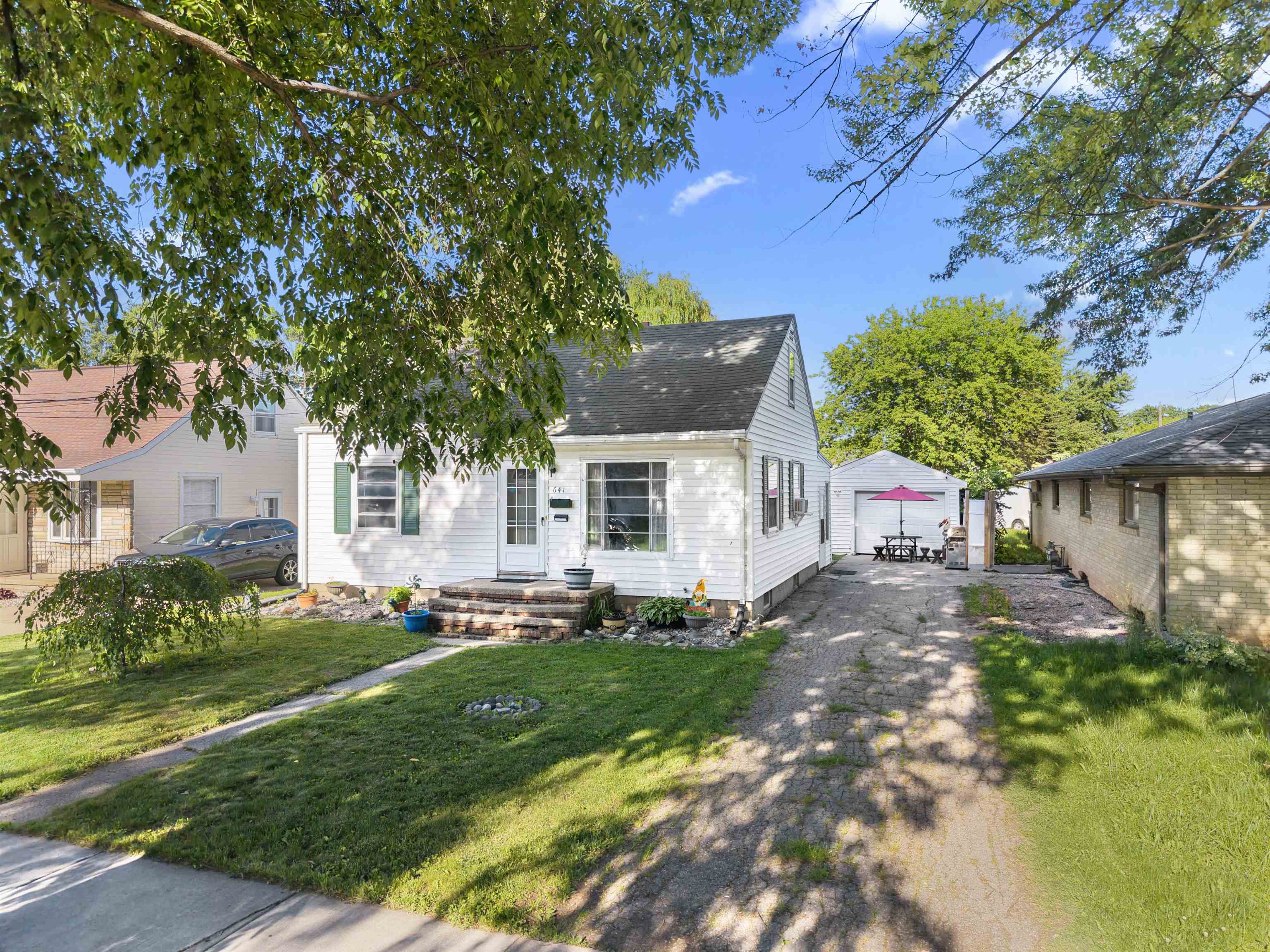 641 STATE Street
