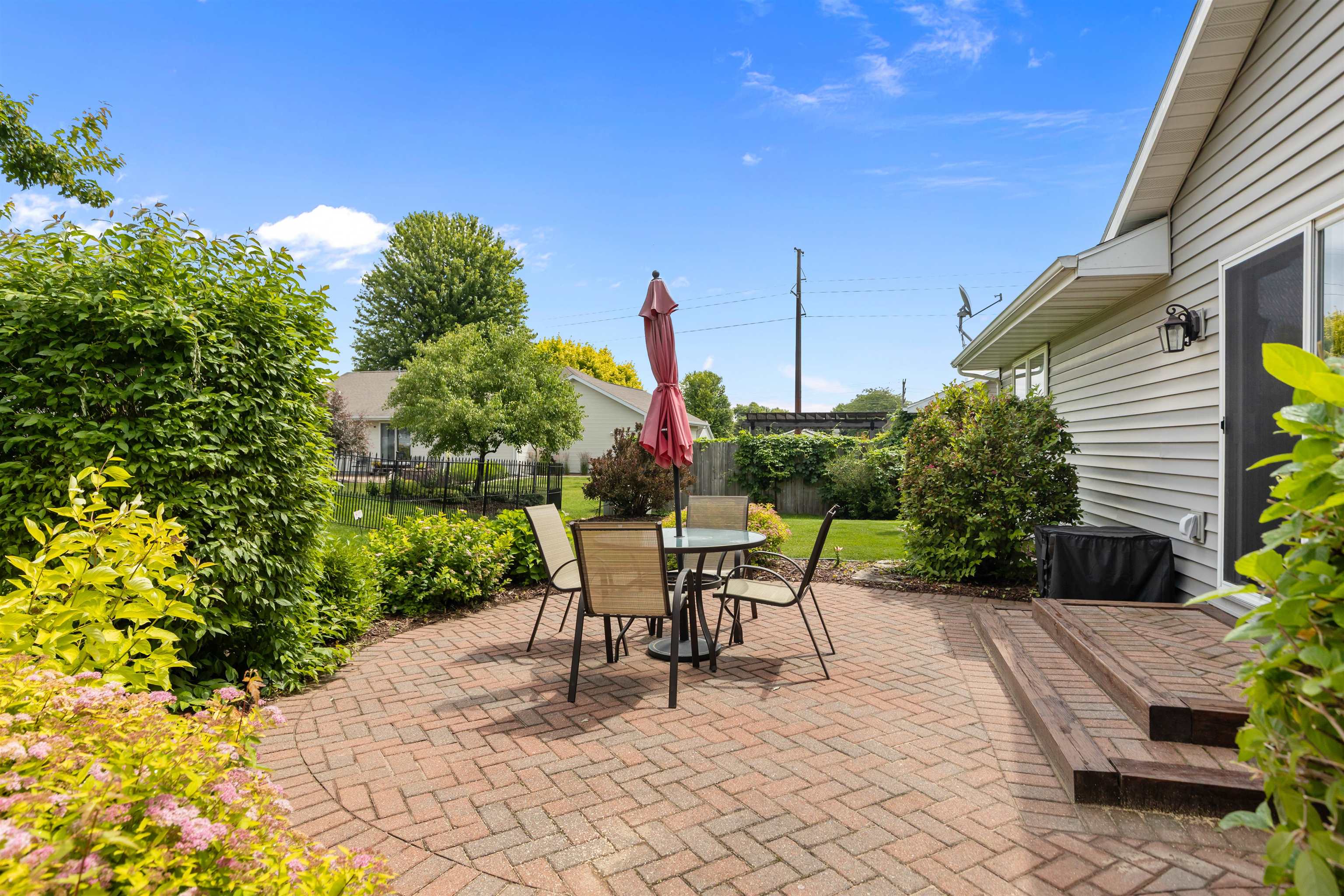 1140 GRASSY PLAINS Drive