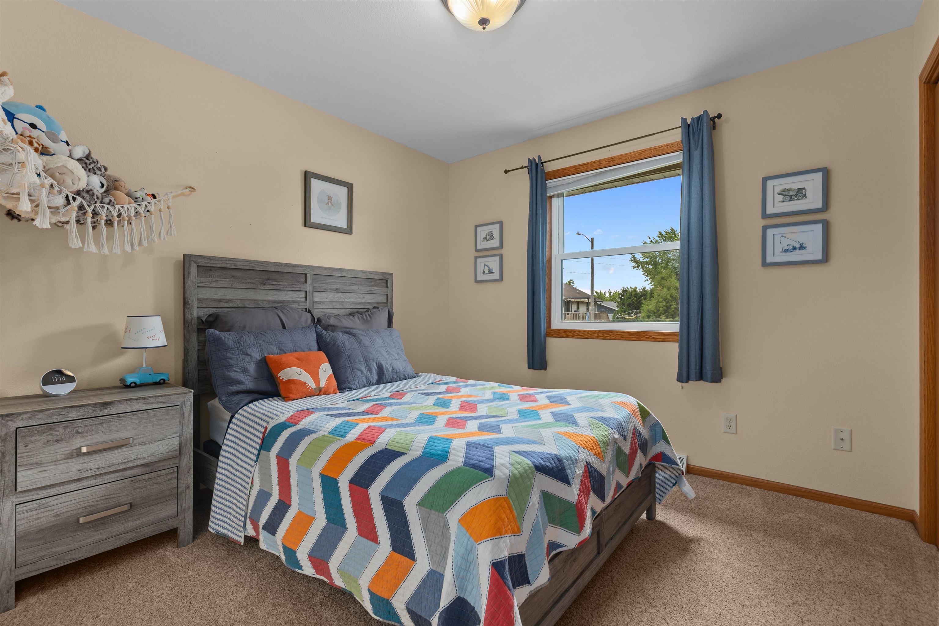 1140 GRASSY PLAINS Drive