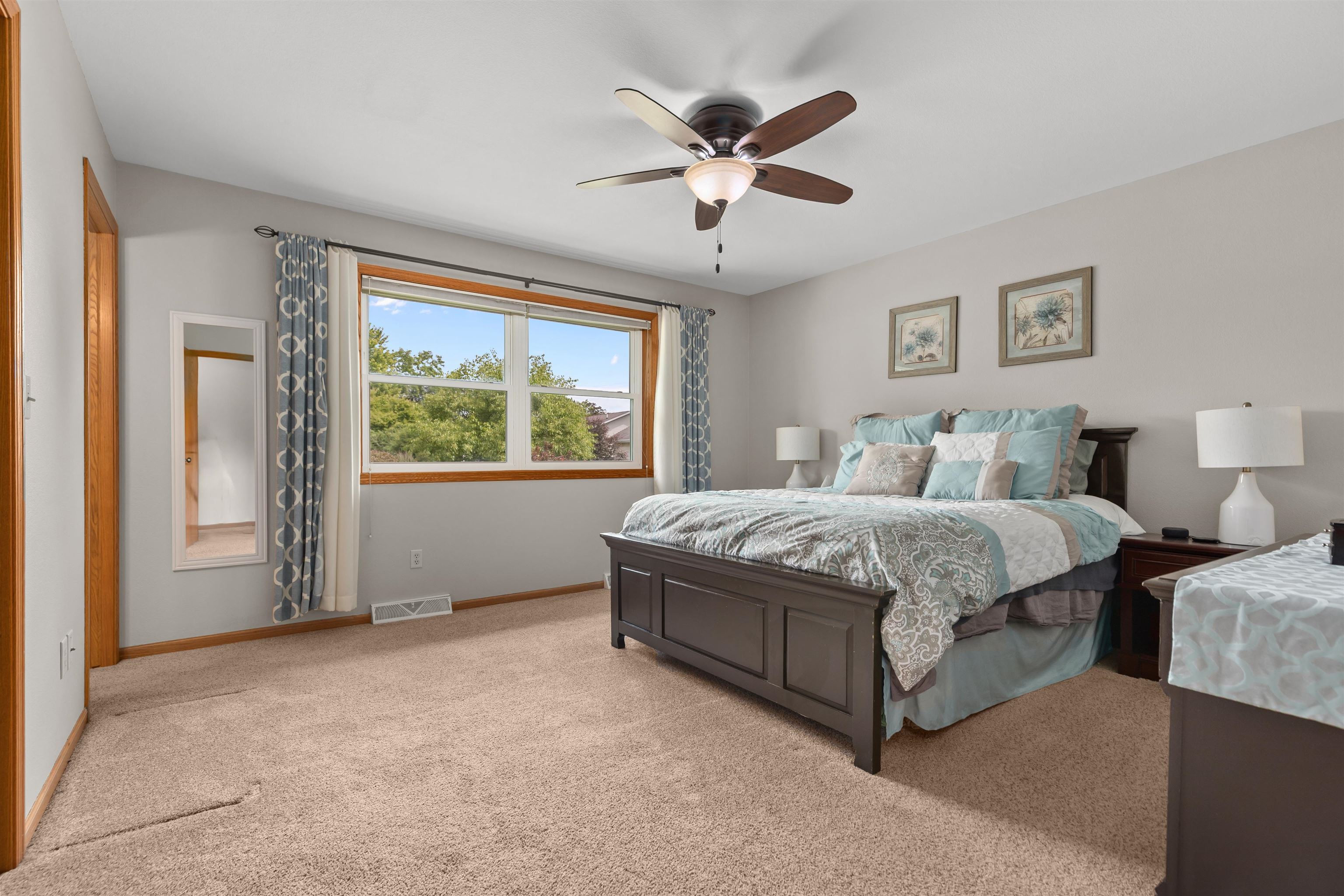 1140 GRASSY PLAINS Drive