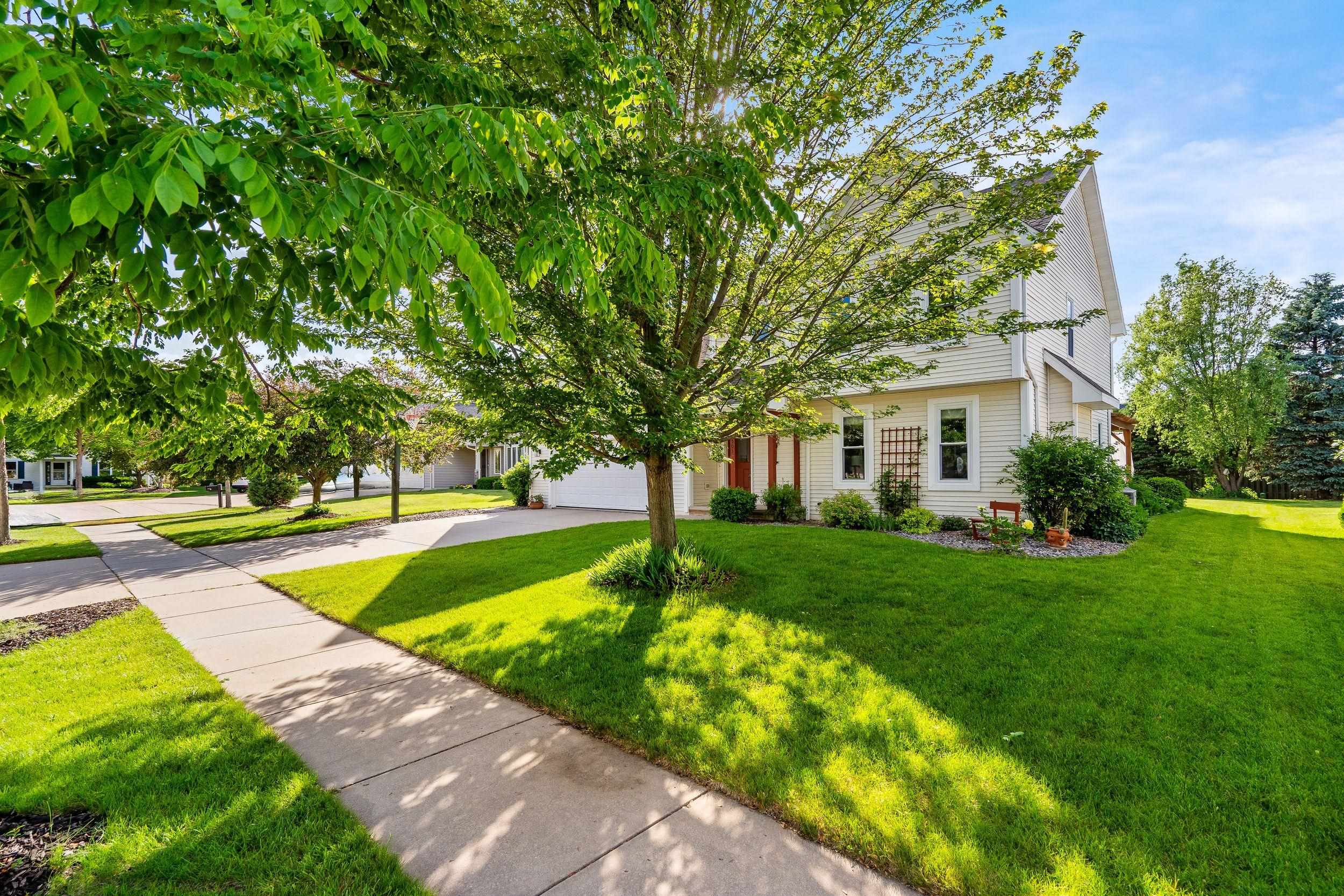 4501 N STONEBRIDGE Court