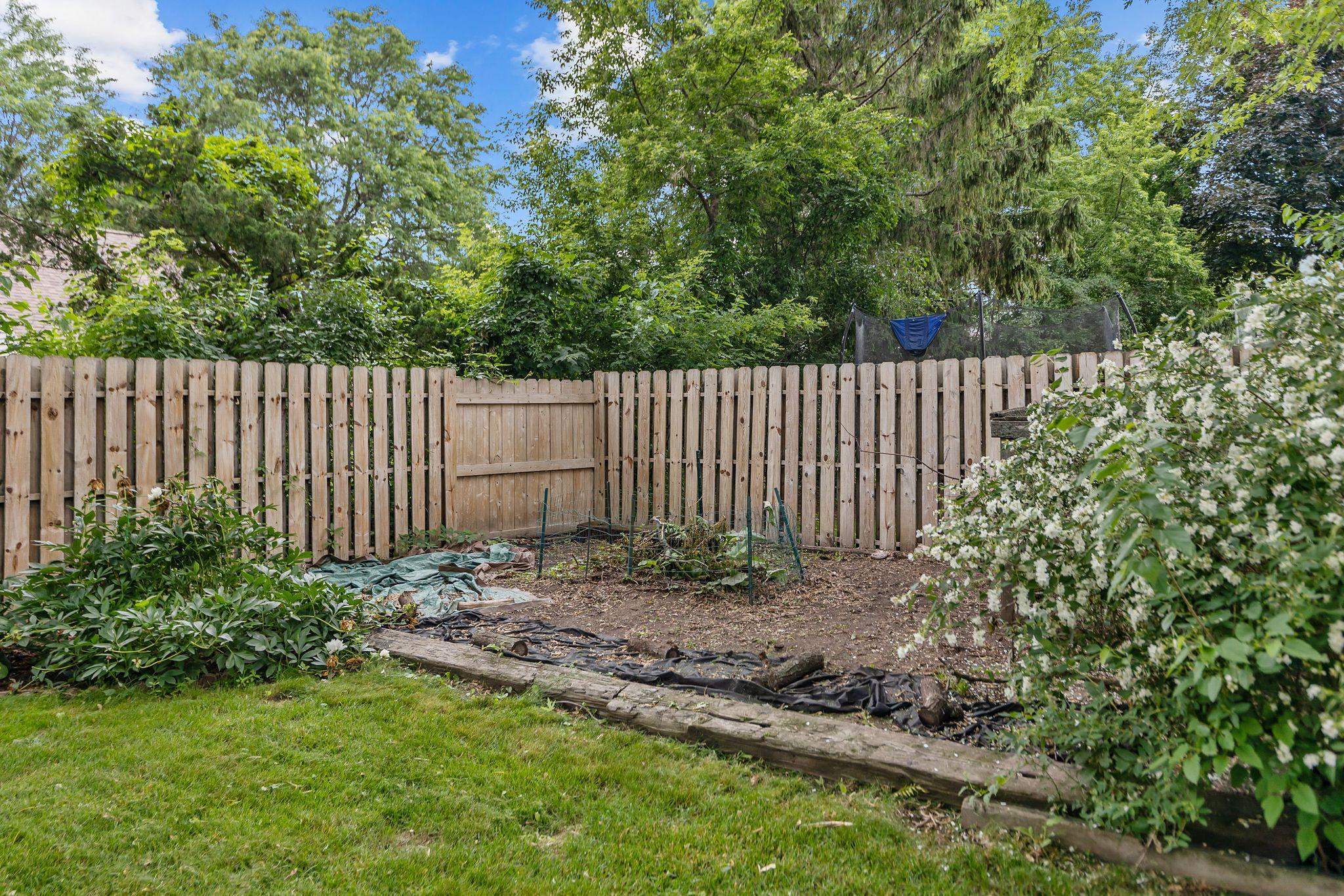 732 MANCHESTER Road