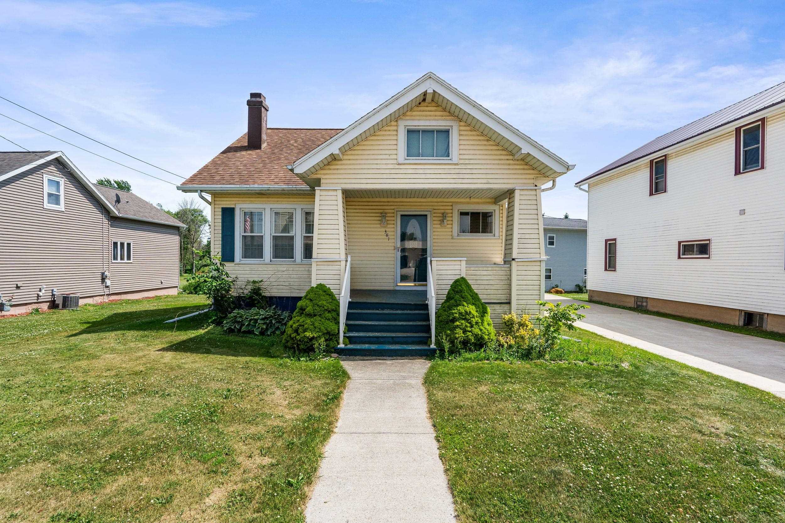 381 MAIN Street