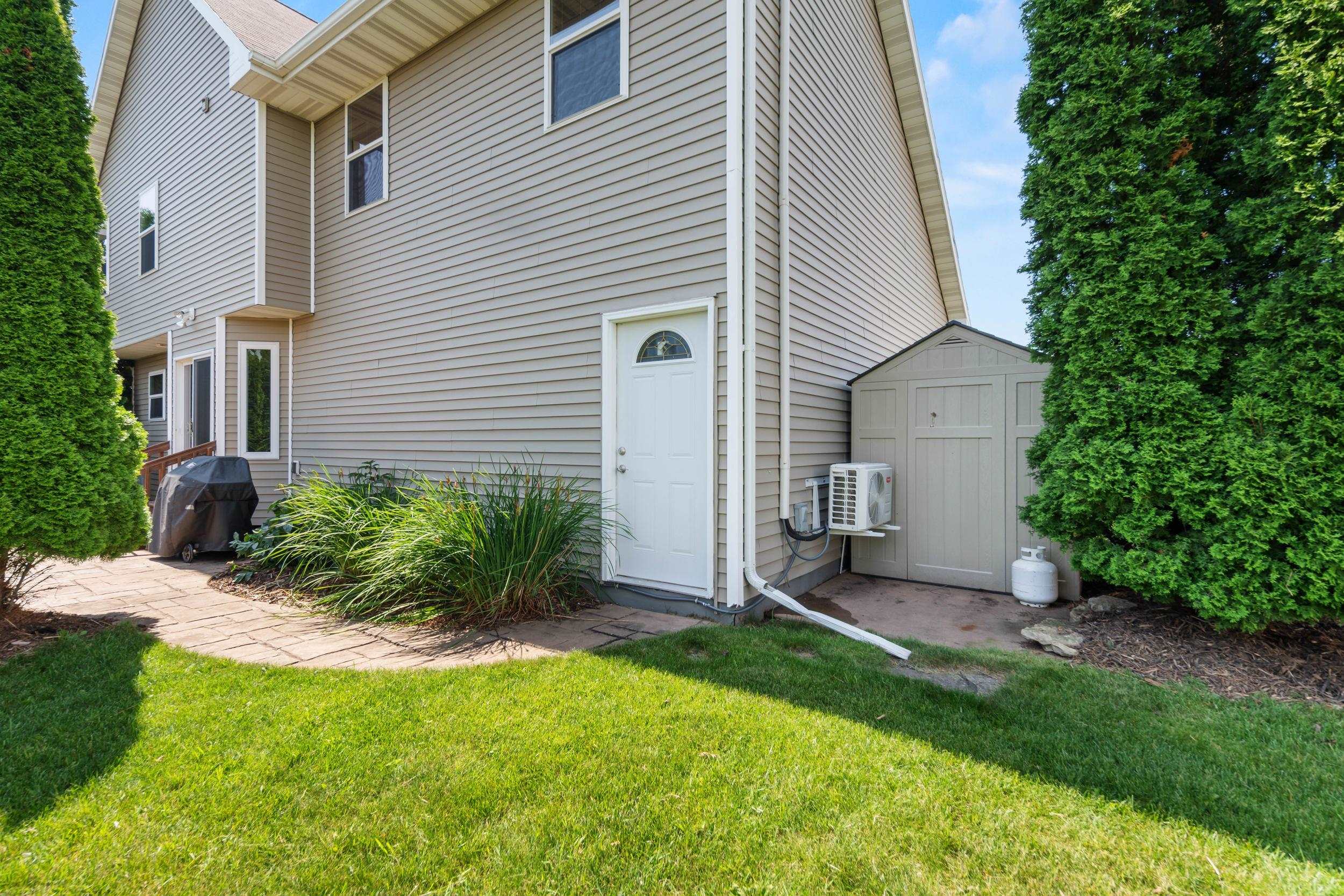 275 FORT Drive