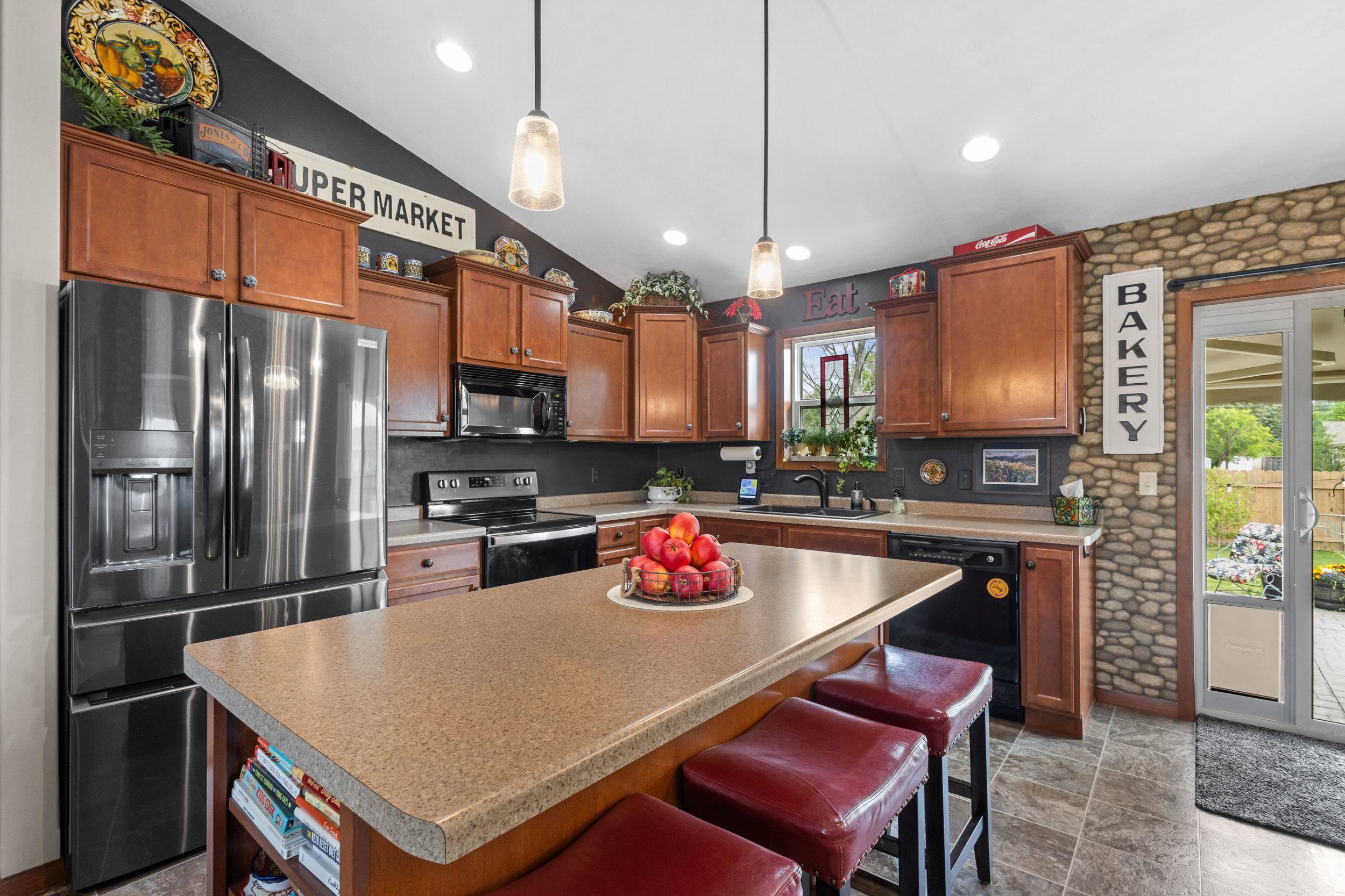1427 ANTHEM Drive