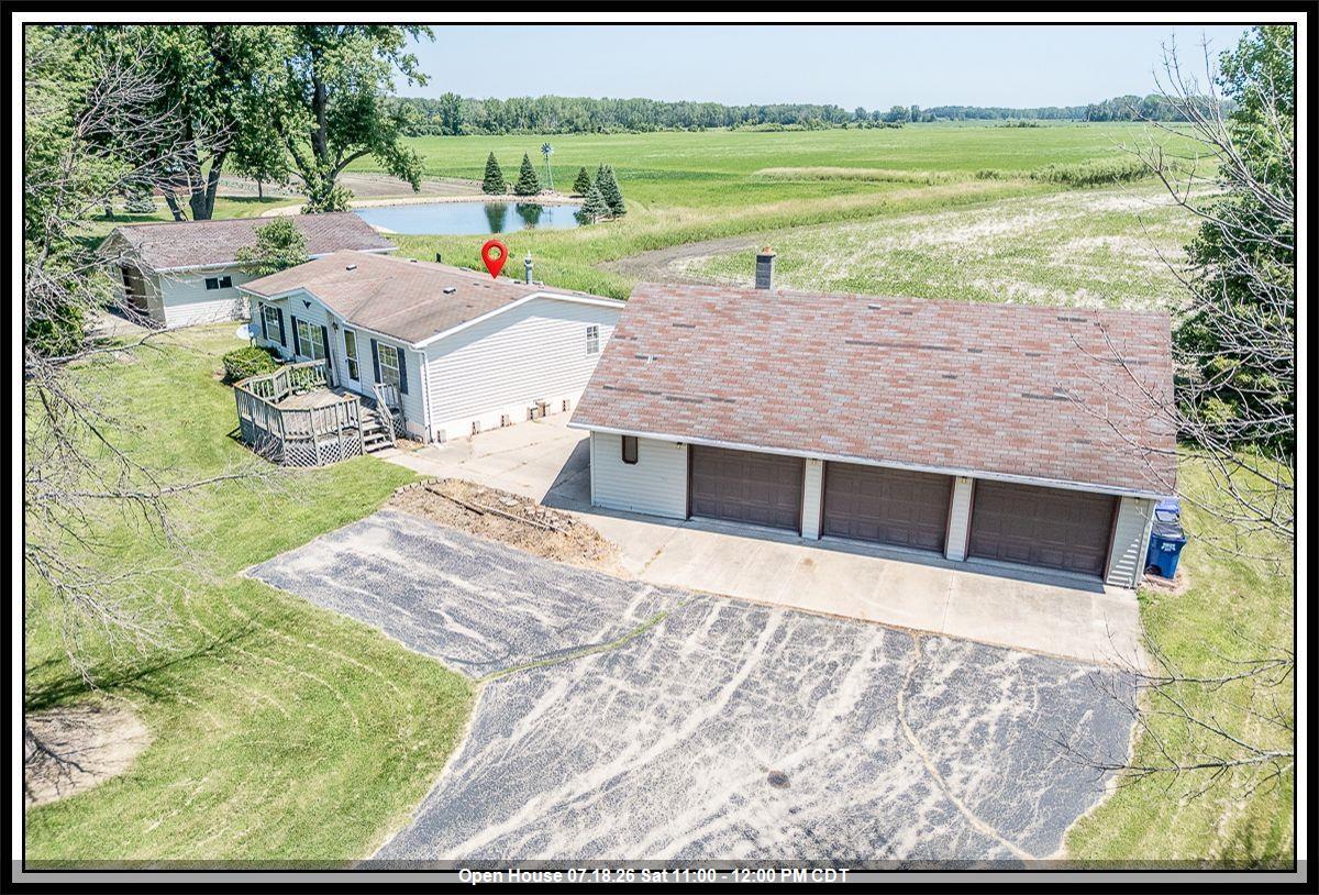 N5690 BOELTER Road