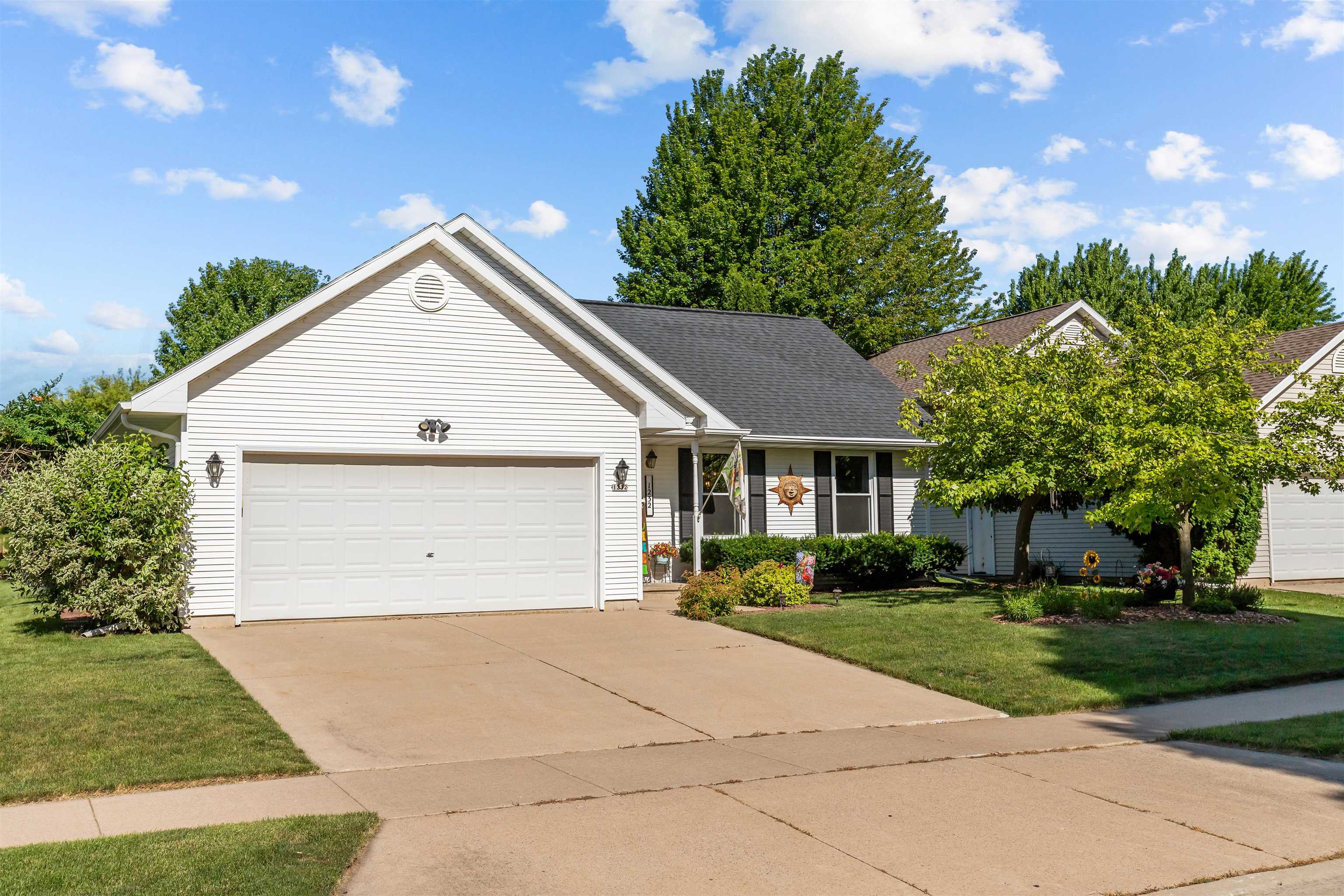 1232 WHEATFIELD Way