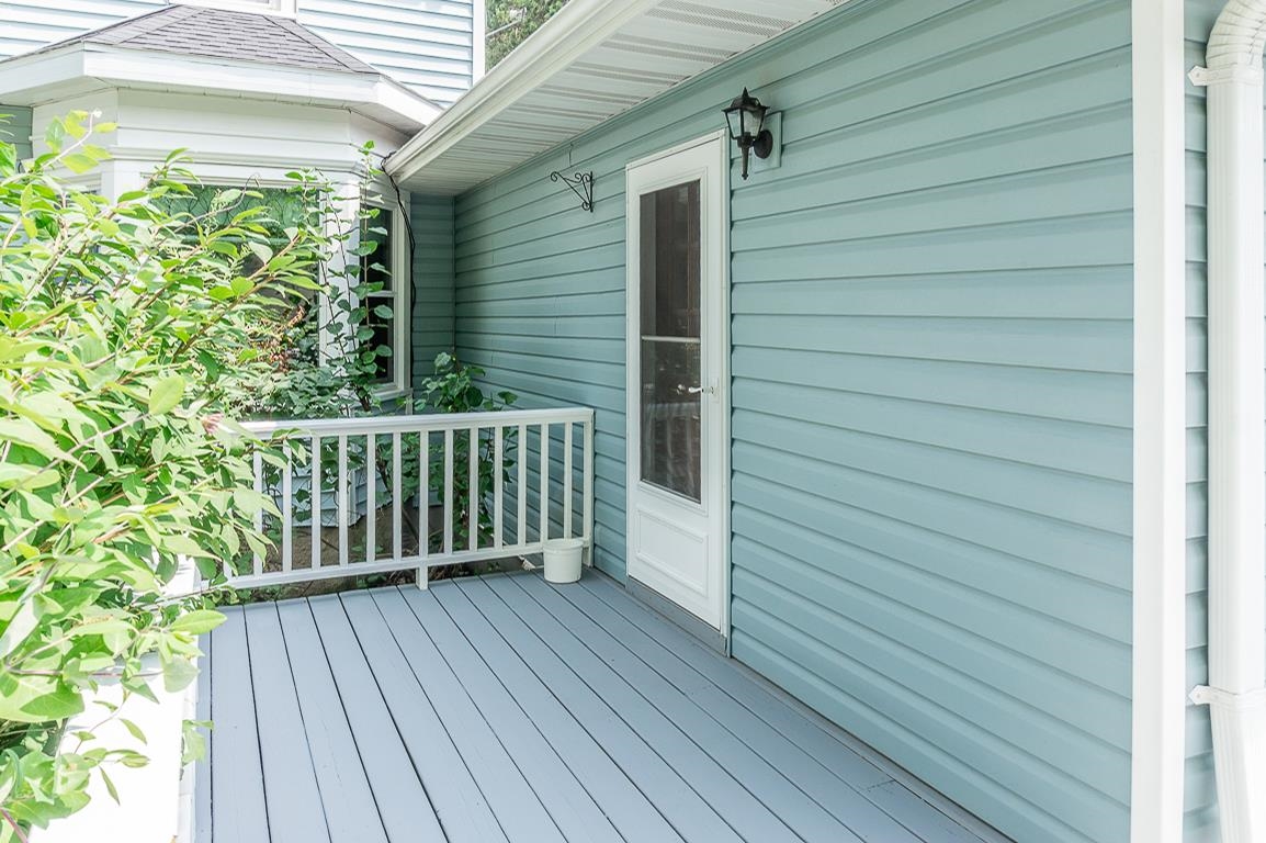 609 UNION Street