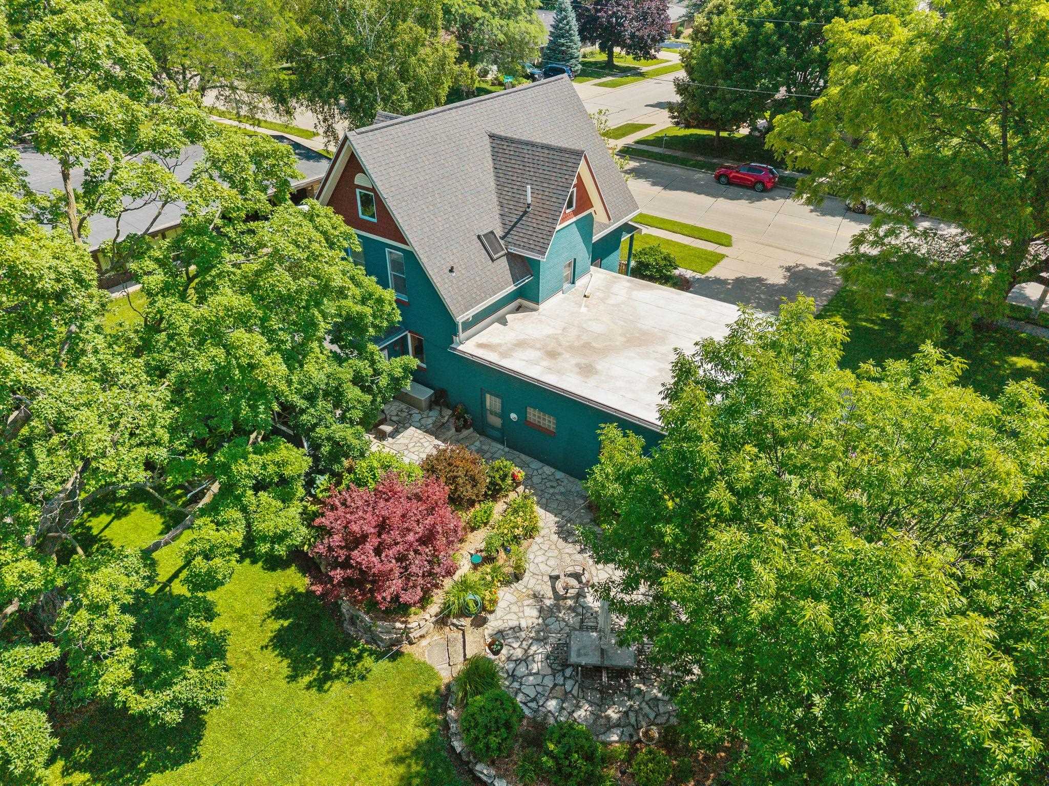 2309 N ONEIDA Street