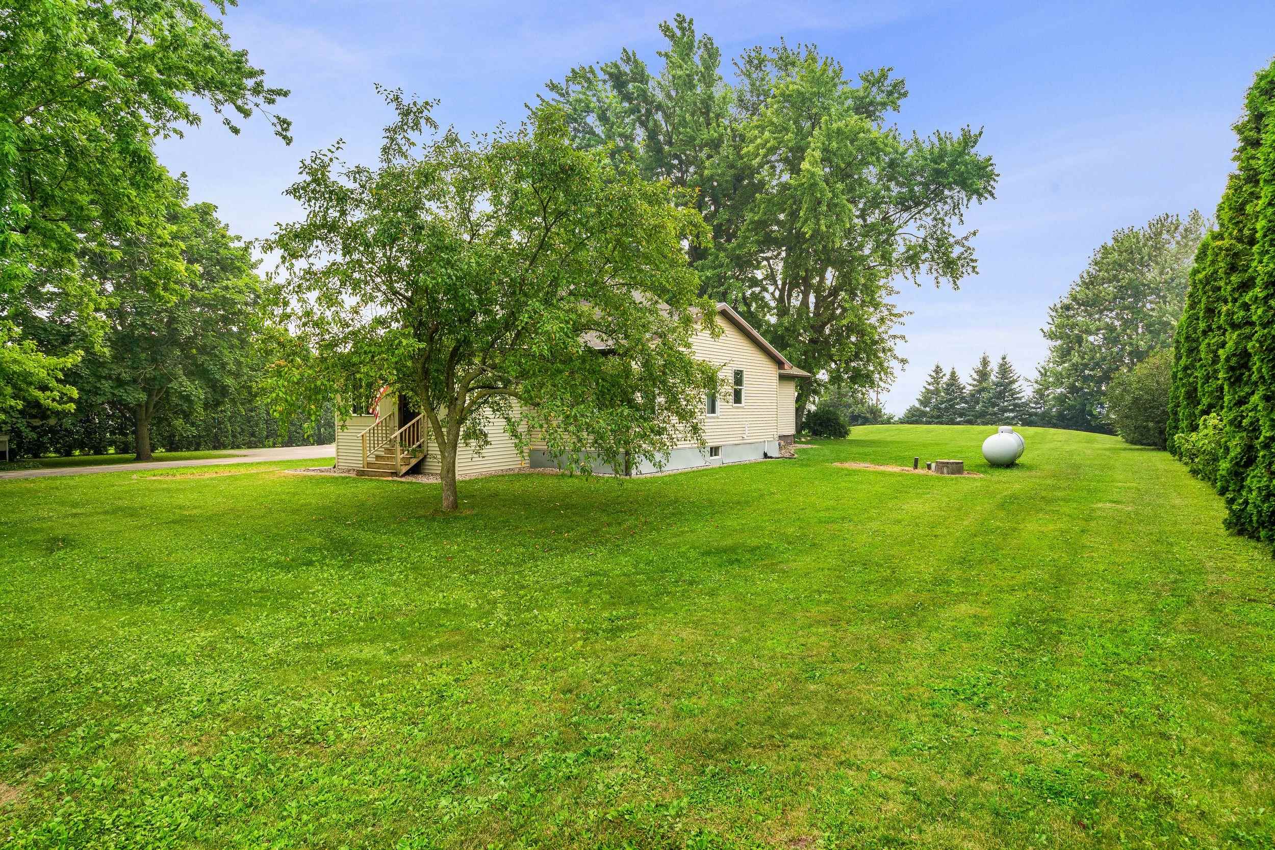 N5403 COUNTY RD W