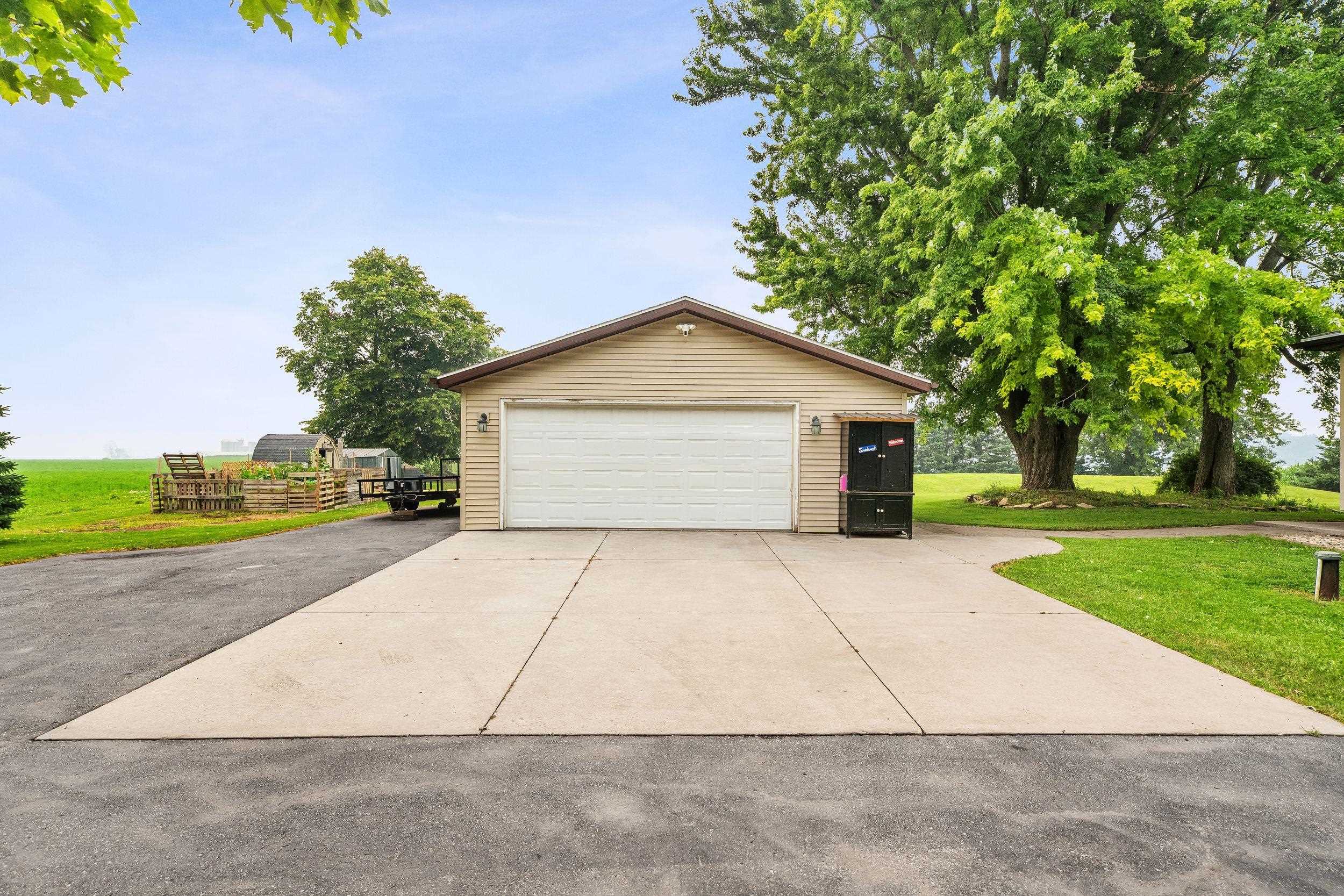 N5403 COUNTY RD W
