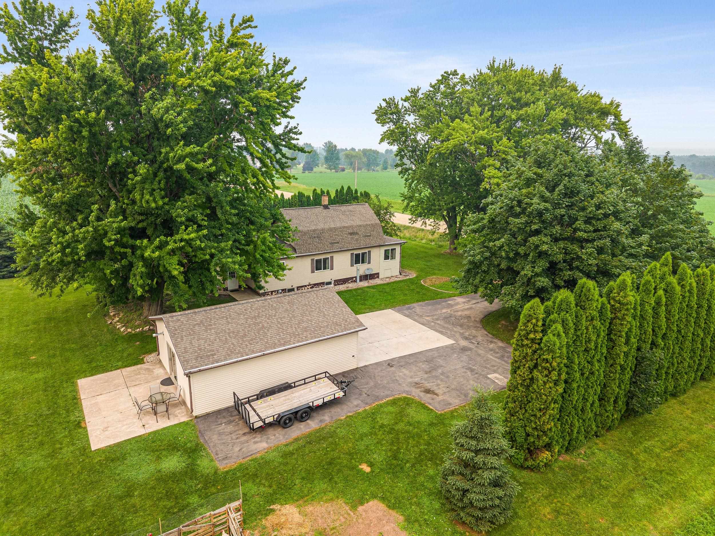N5403 COUNTY RD W