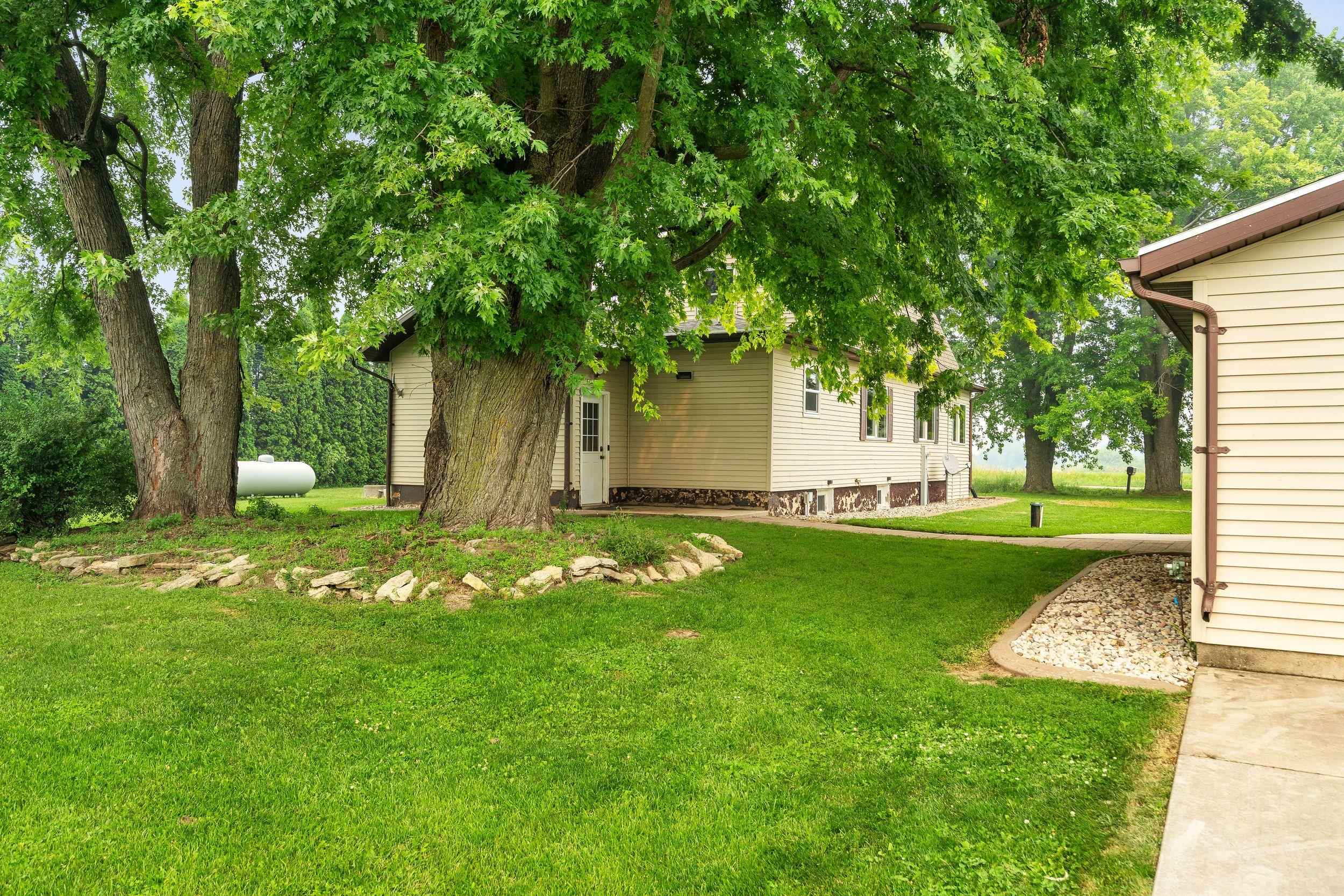 N5403 COUNTY RD W
