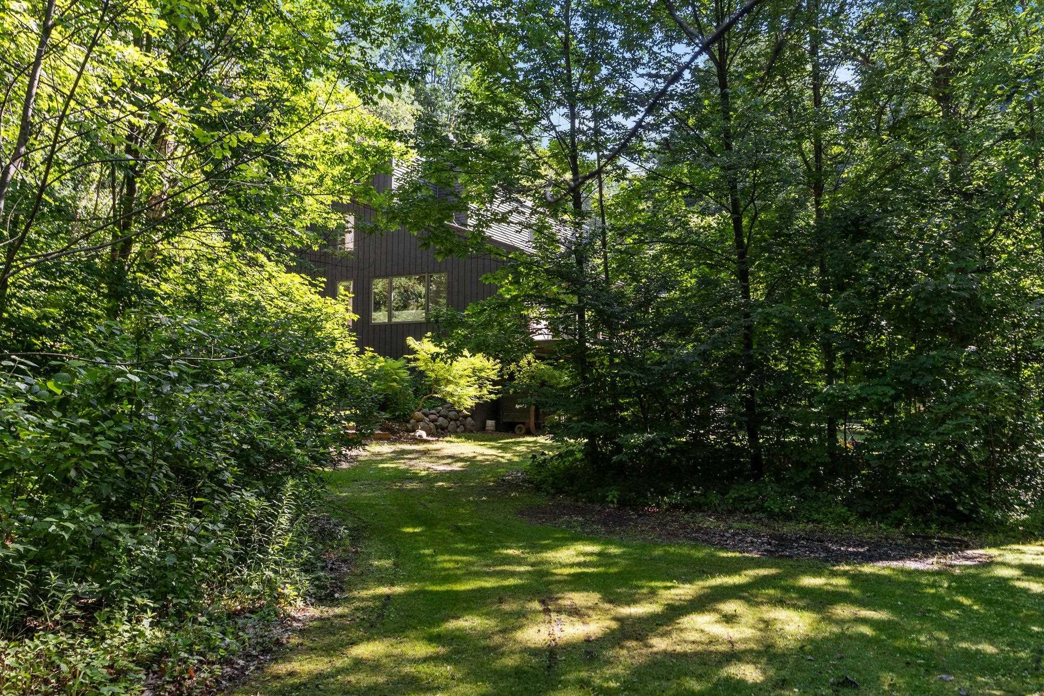W3895 HIGHVIEW Drive