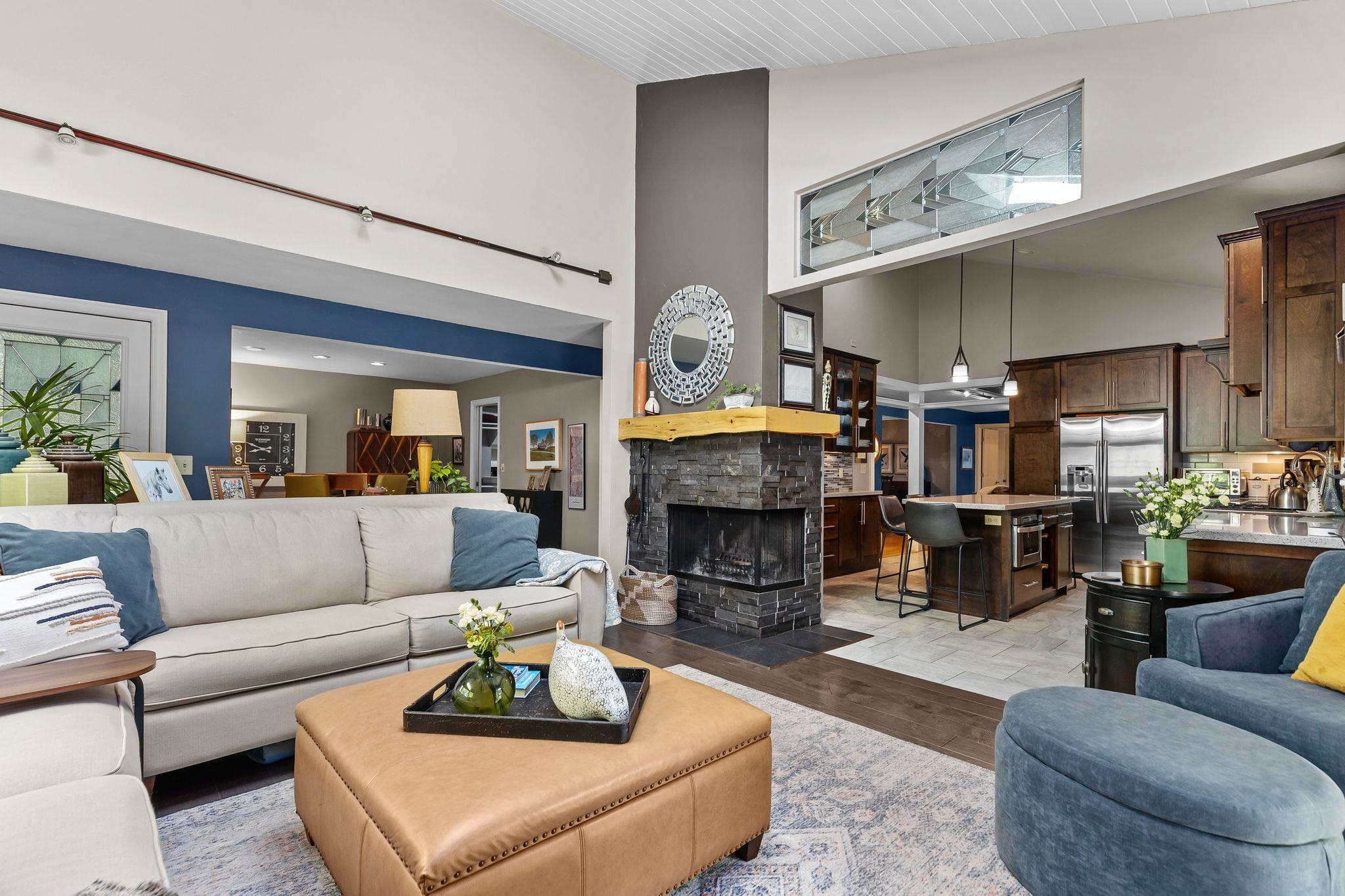 W3895 HIGHVIEW Drive