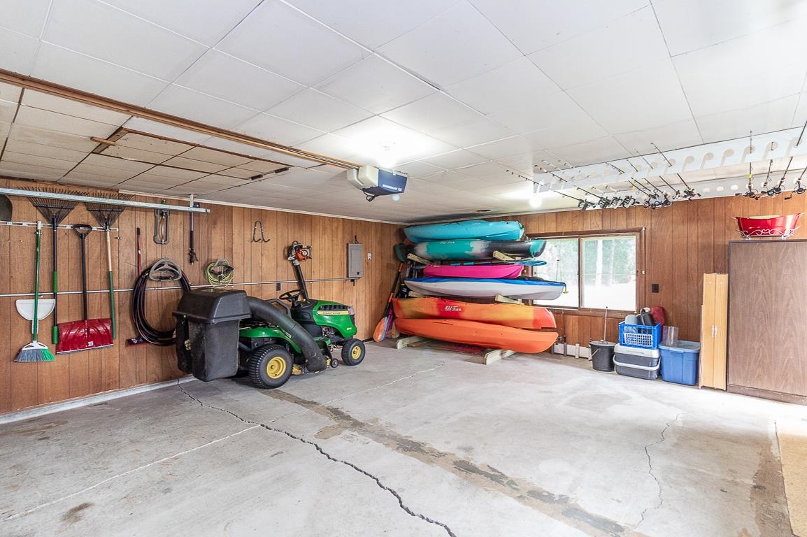 6752 LEE HARBOR Lane