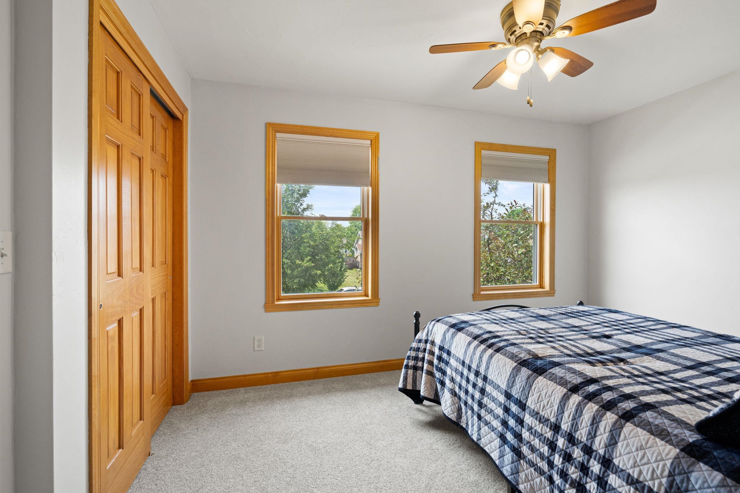1594 LONE OAK Drive
