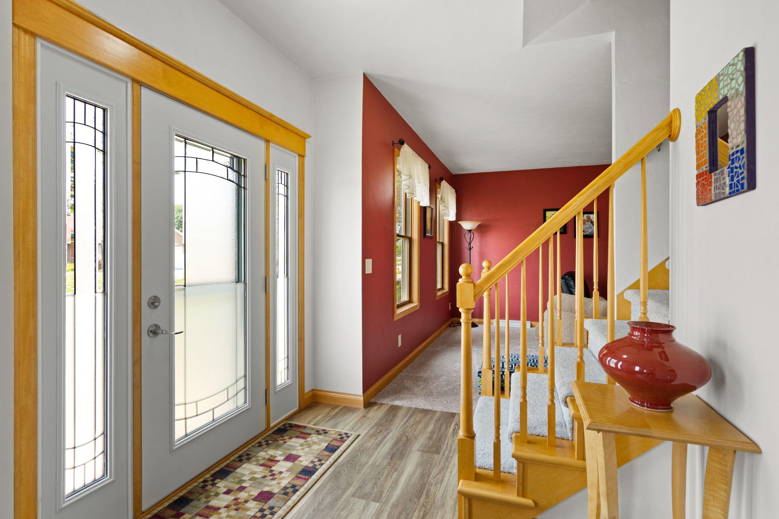 1594 LONE OAK Drive