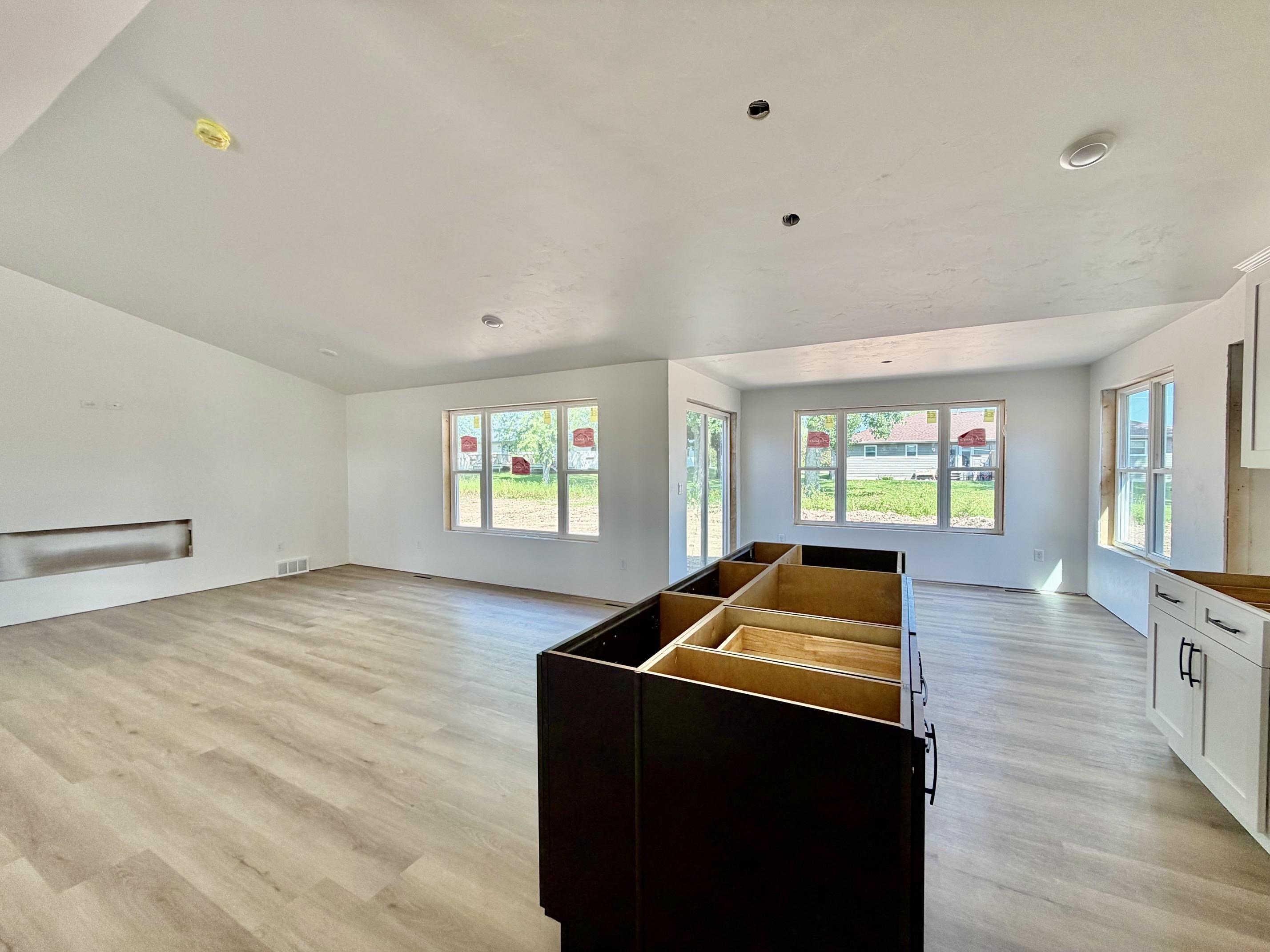W6846 MCALLISTER Circle