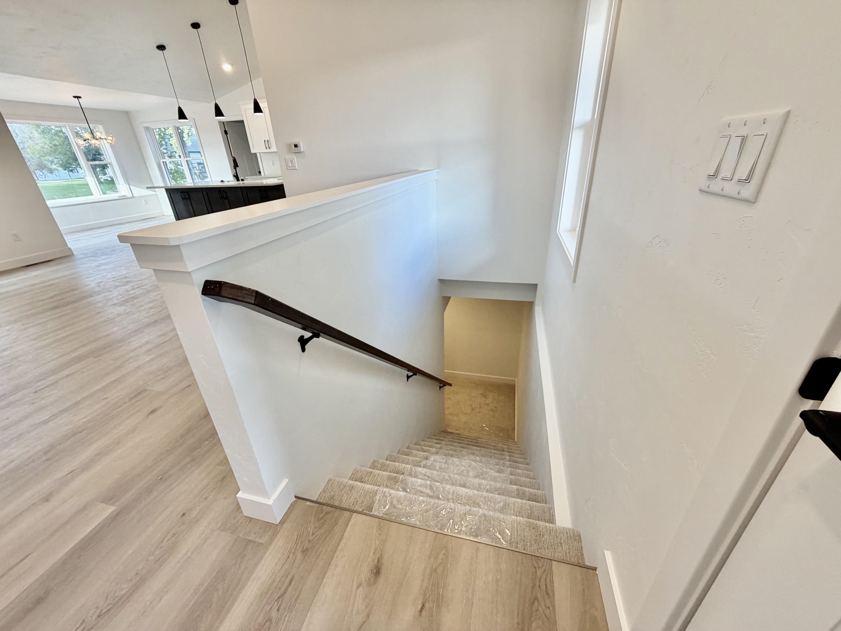W6846 MCALLISTER Circle