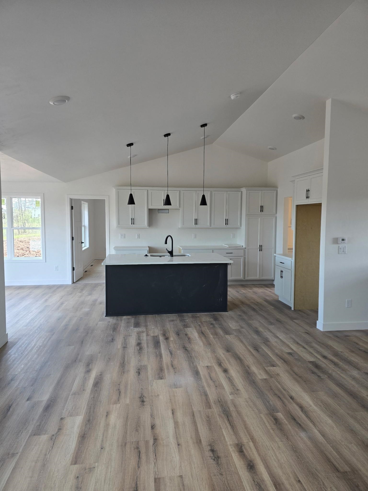 W6846 MCALLISTER Circle
