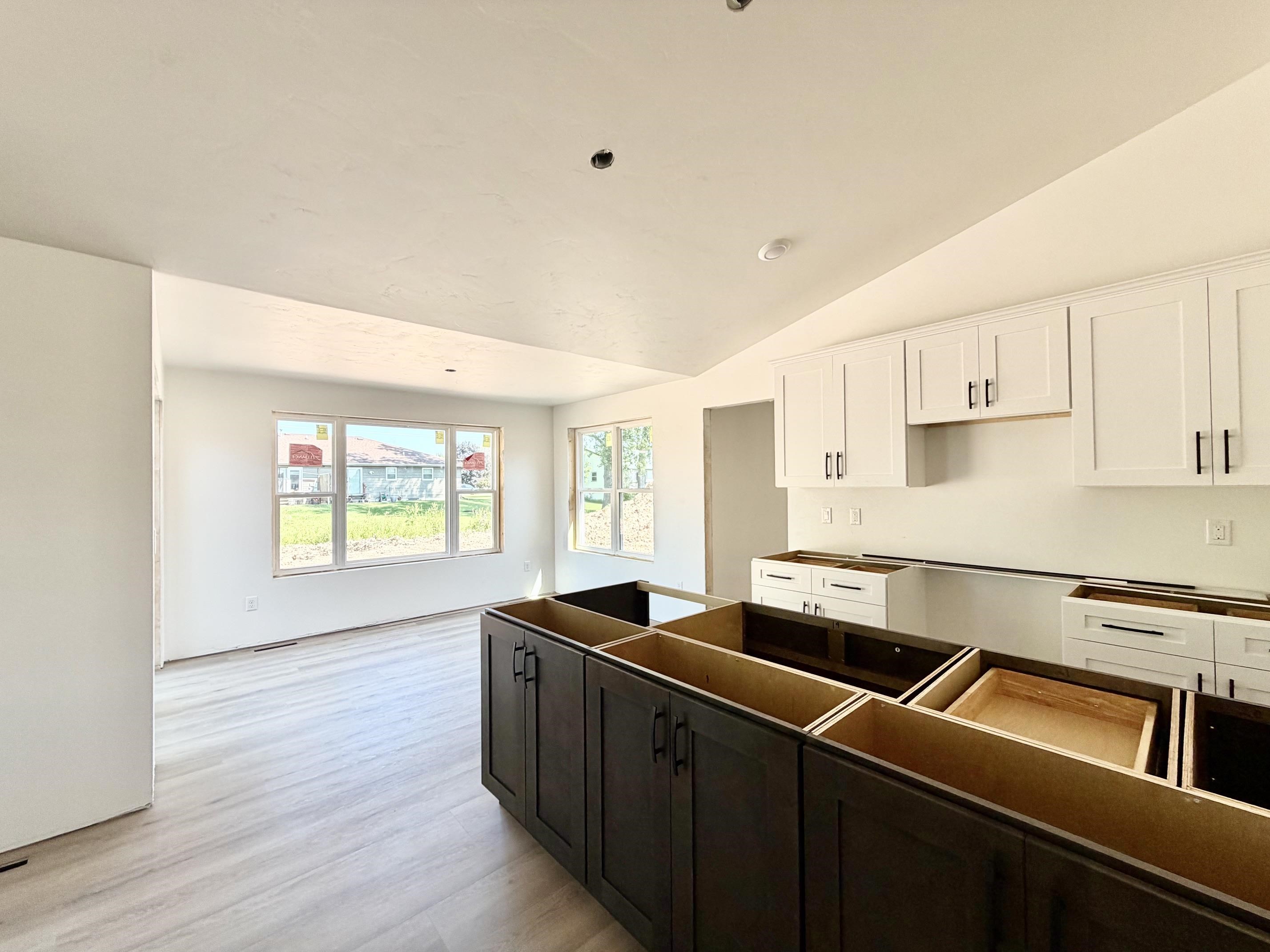 W6846 MCALLISTER Circle