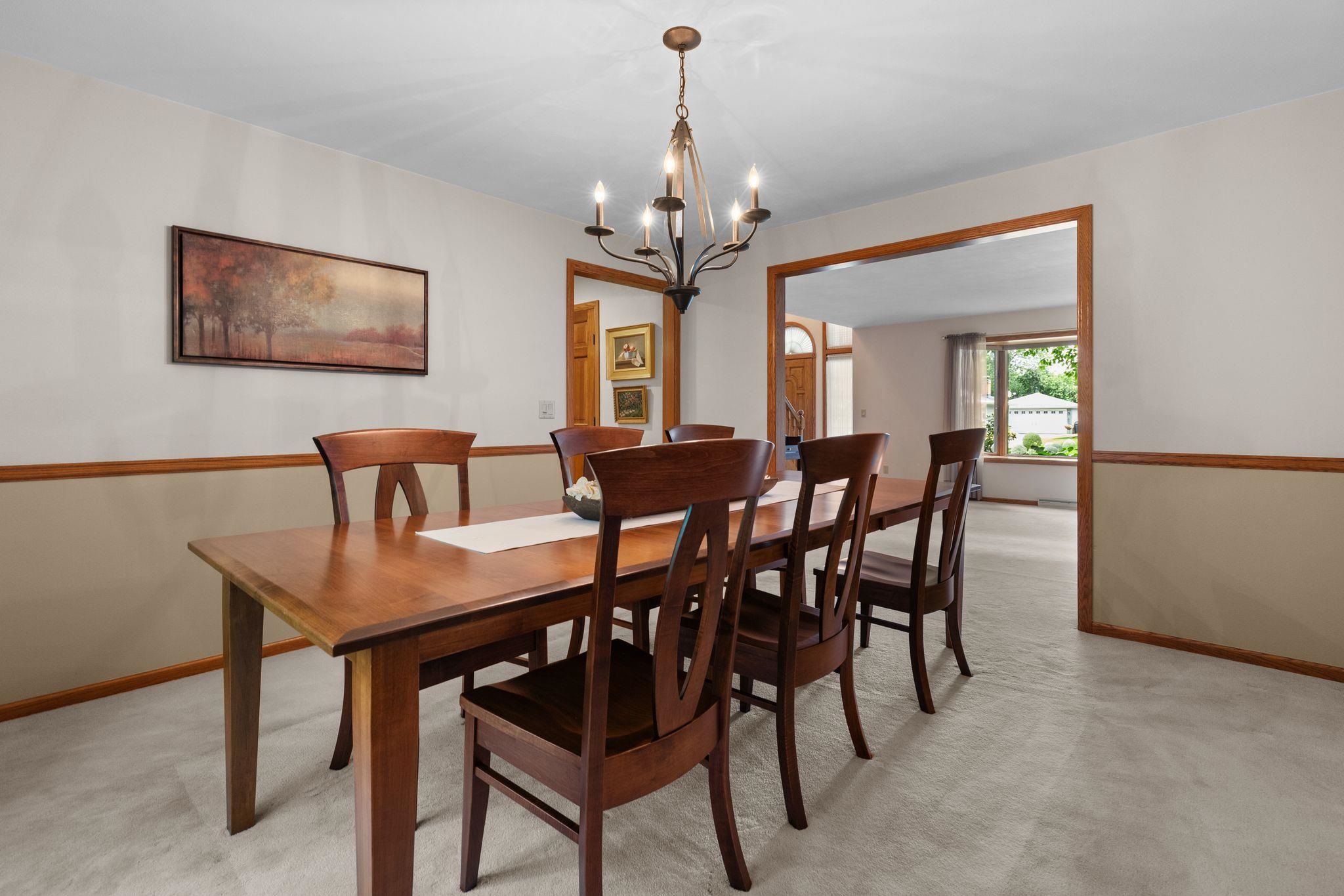 1511 S REBECCA Lane