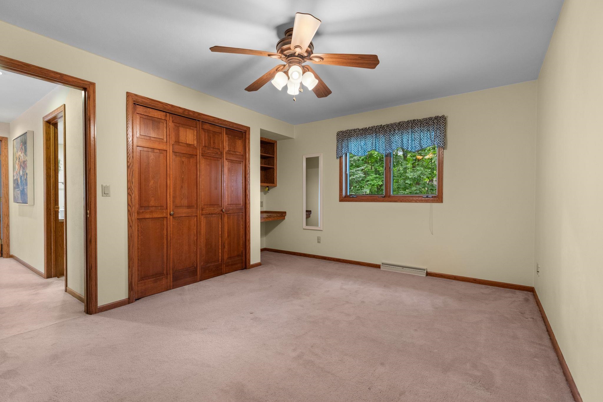 1511 S REBECCA Lane