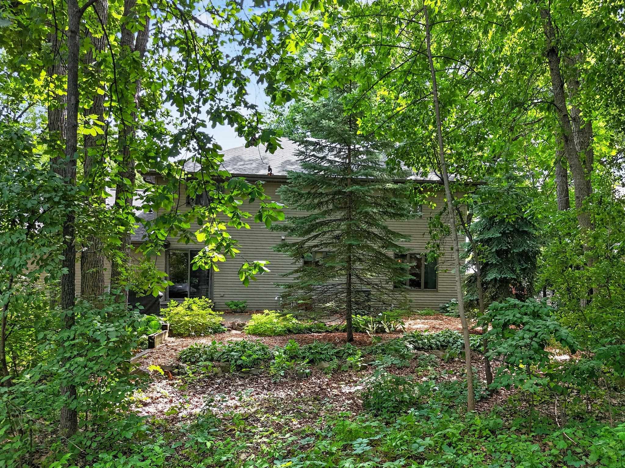1511 S REBECCA Lane