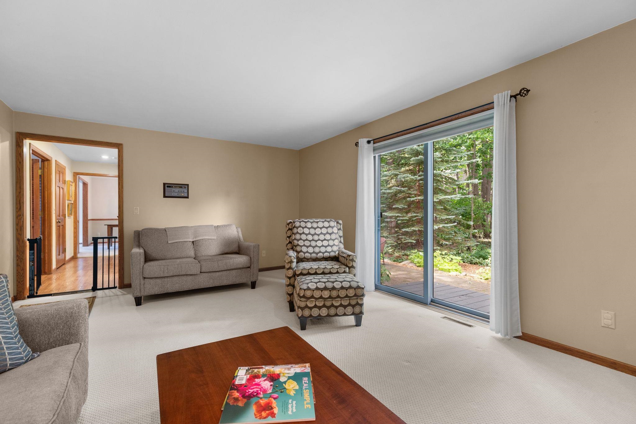 1511 S REBECCA Lane