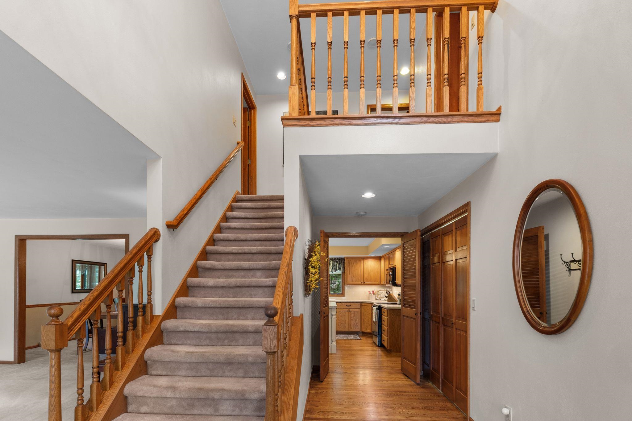 1511 S REBECCA Lane