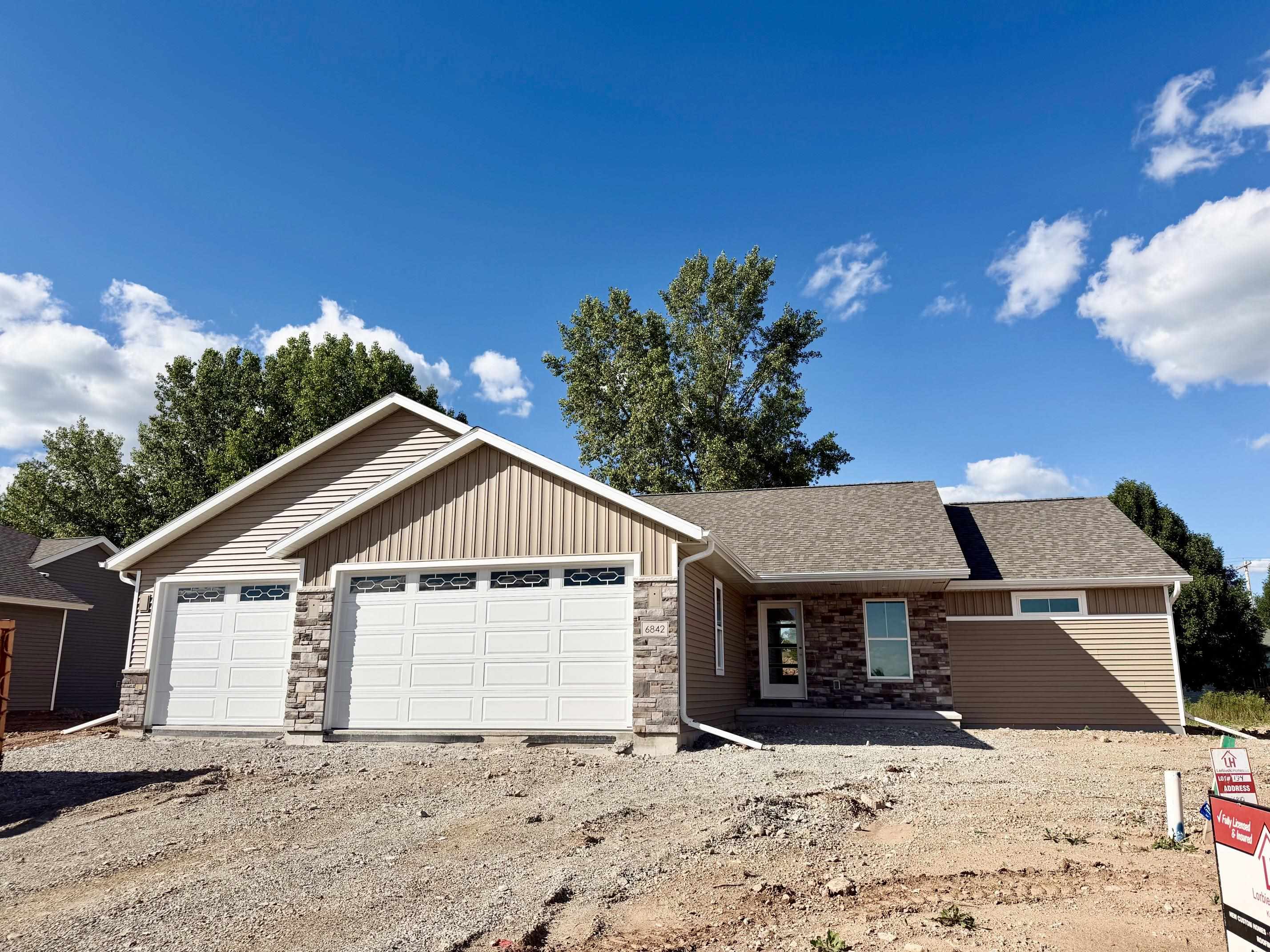 W6842 MCALLISTER Circle