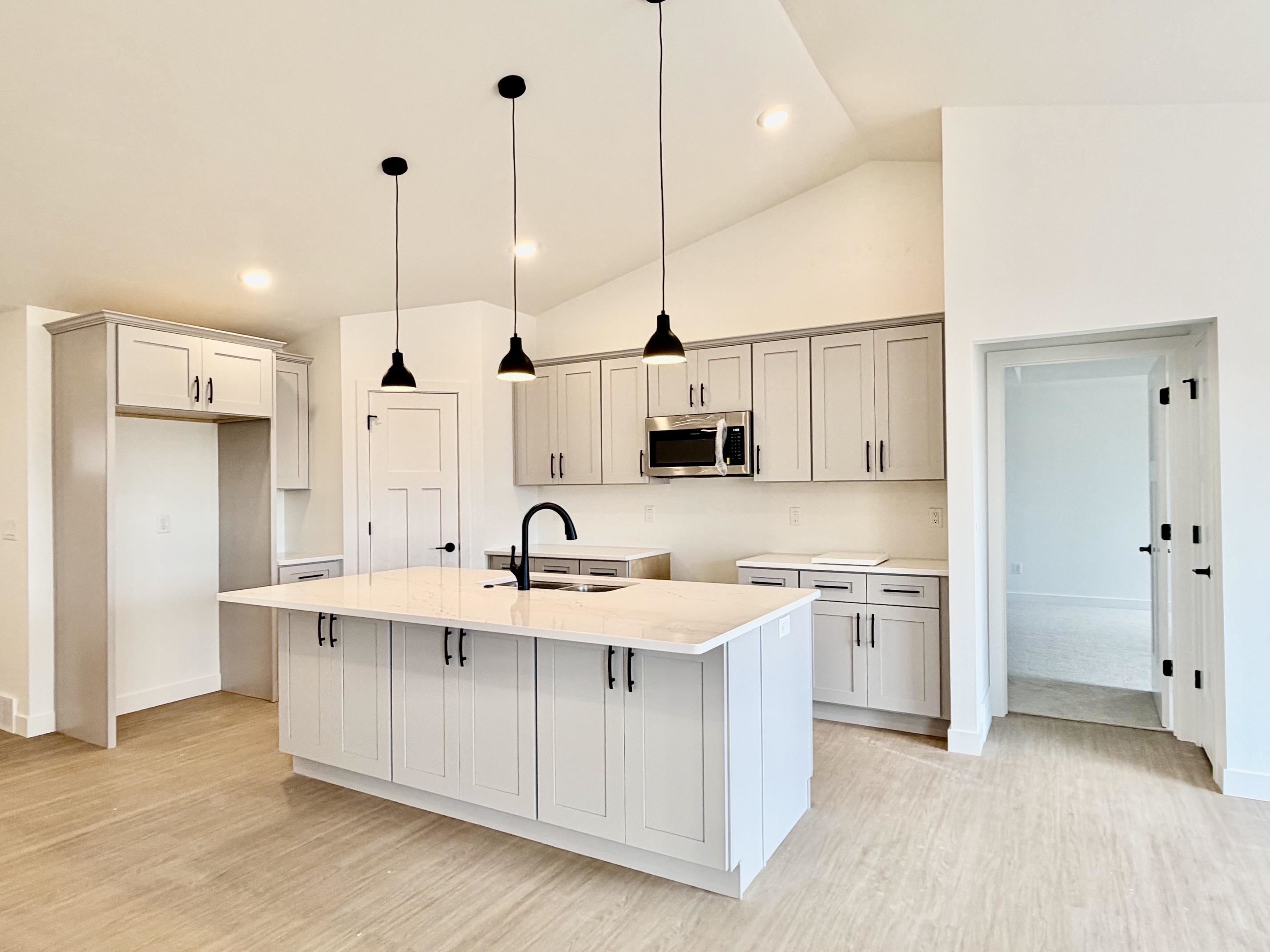 W6843 MCALLISTER Circle
