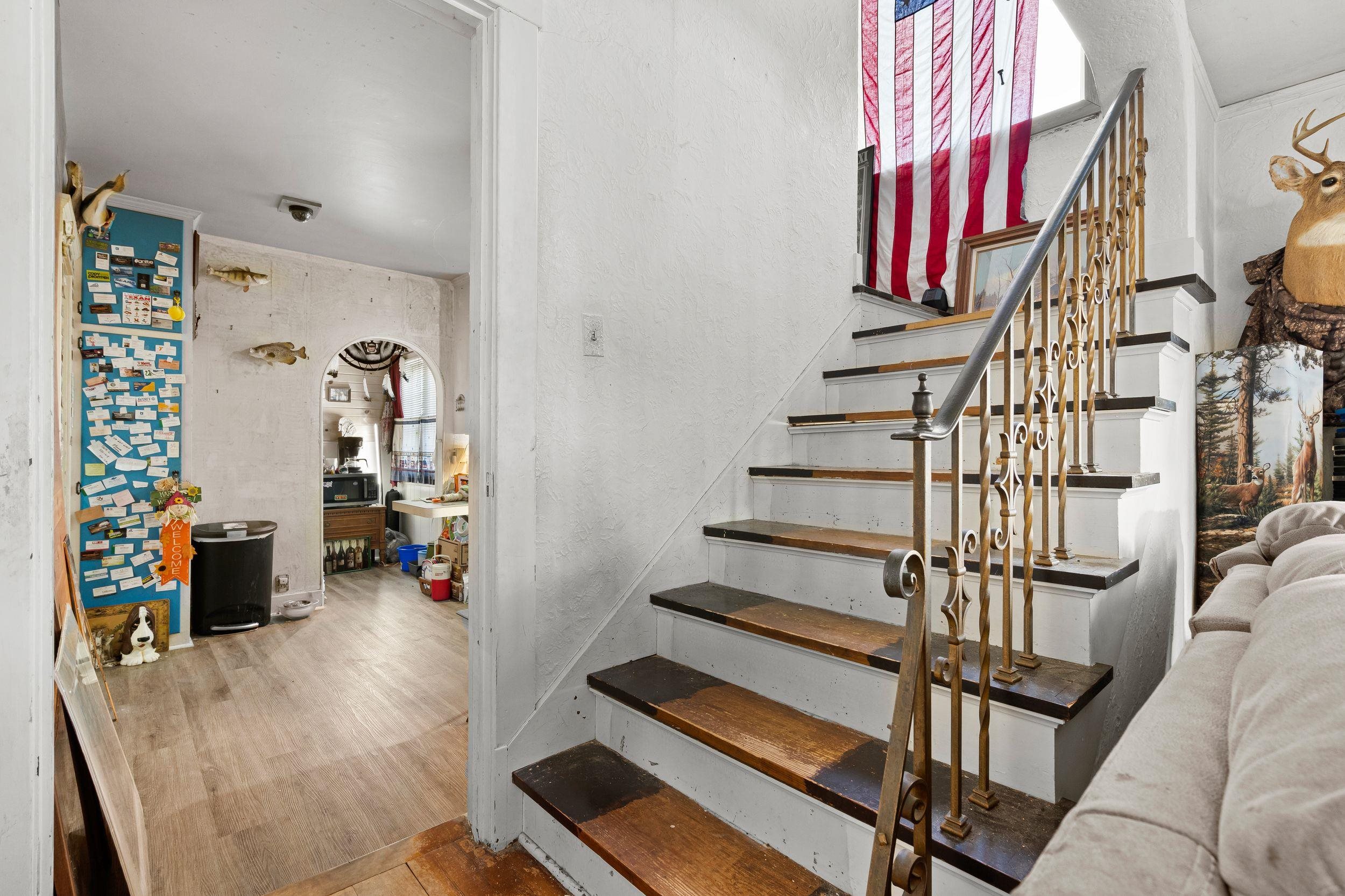 1009 N 12TH Street