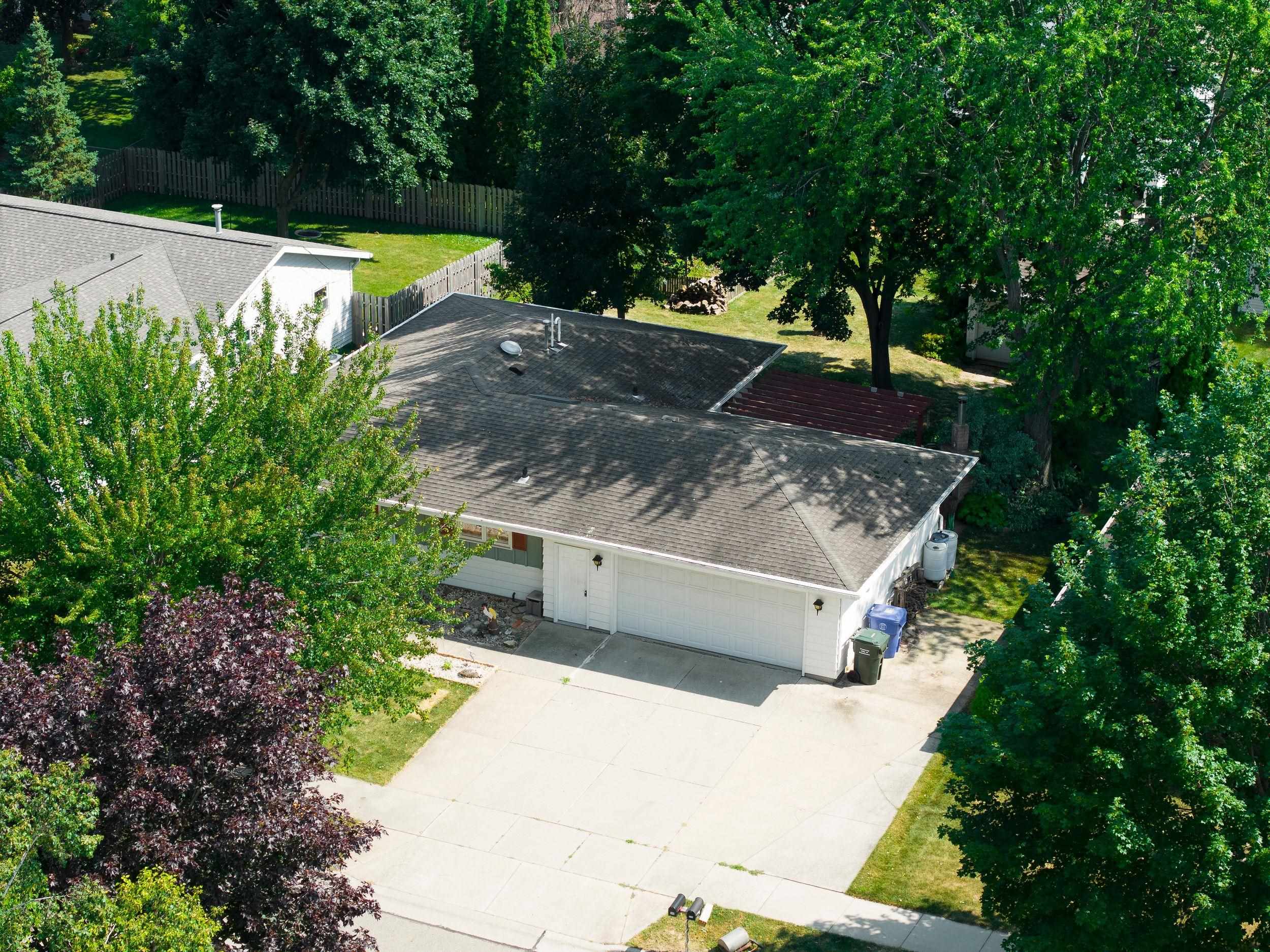 533 WILDWOOD Drive