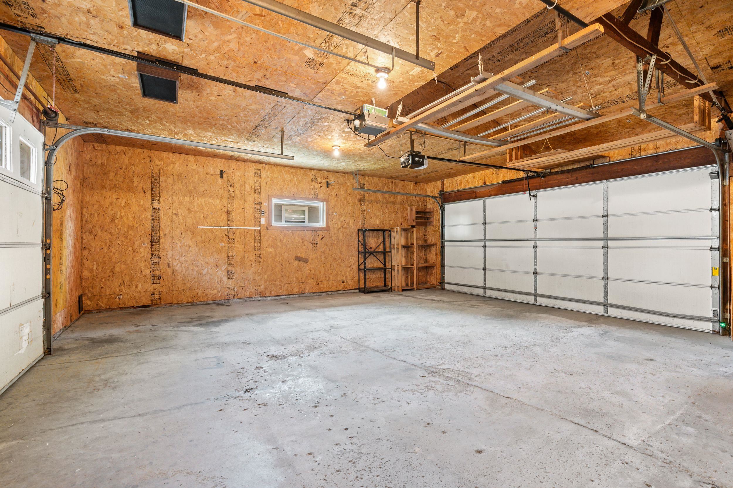 533 WILDWOOD Drive