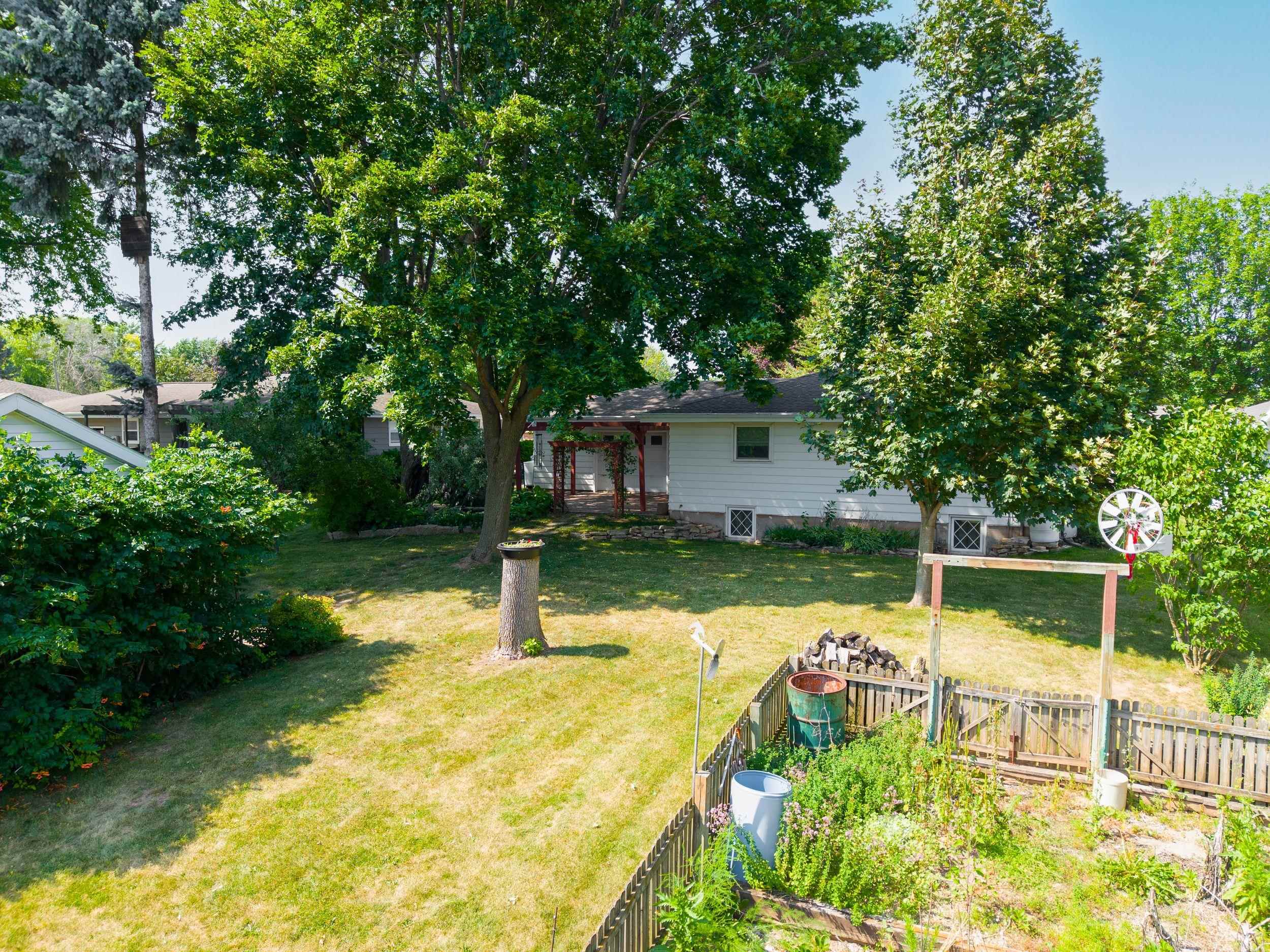 533 WILDWOOD Drive