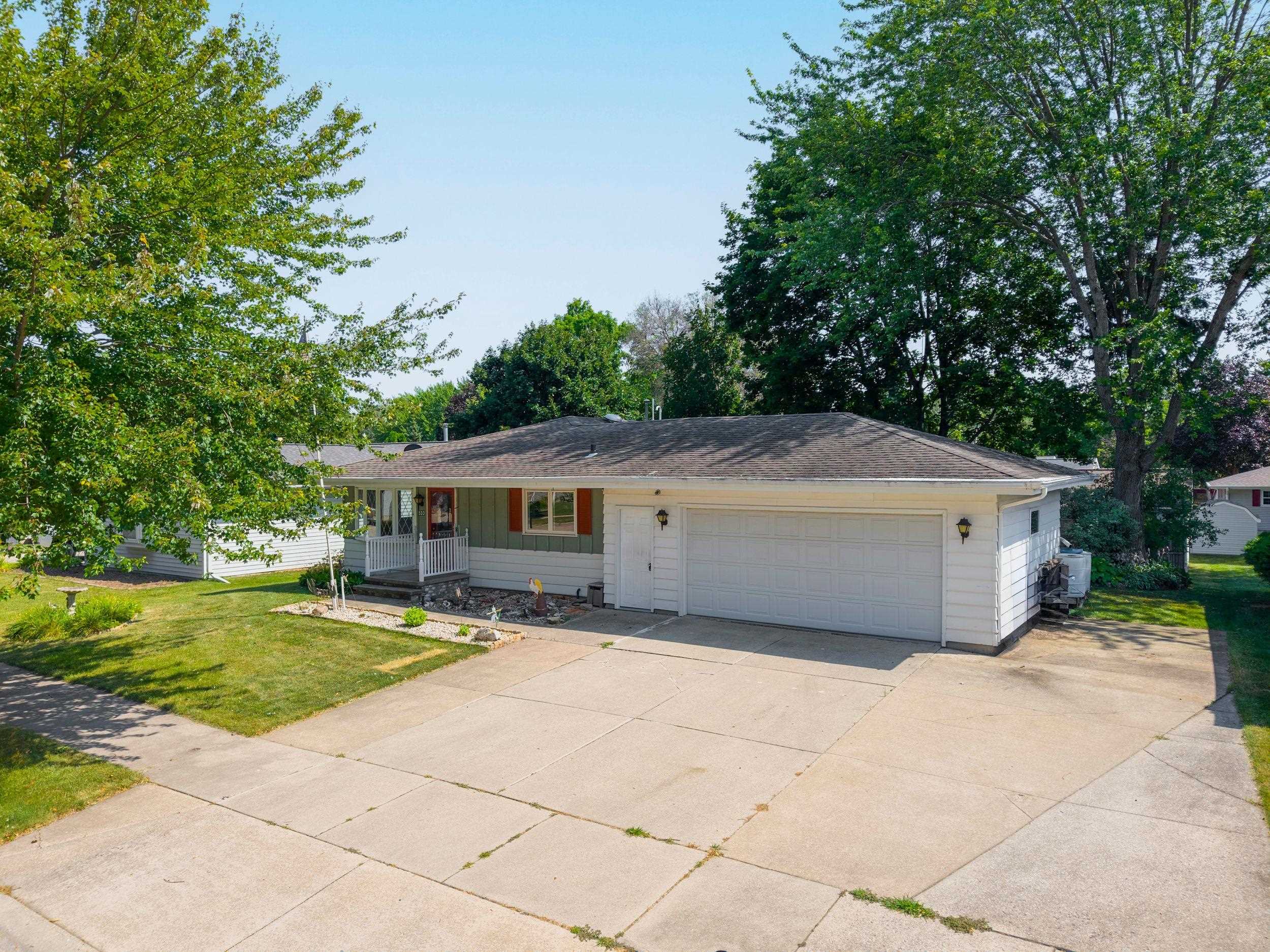 533 WILDWOOD Drive
