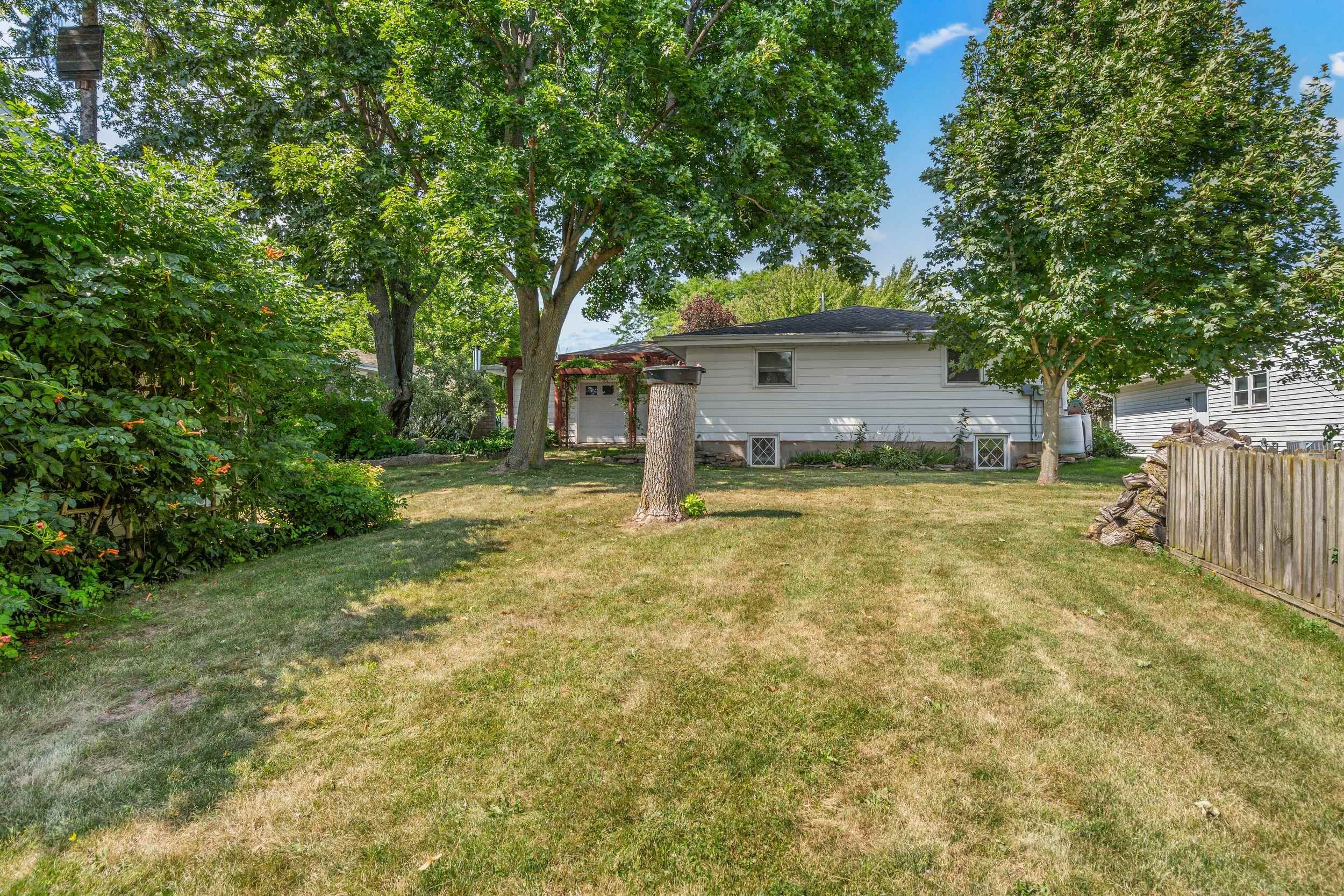 533 WILDWOOD Drive