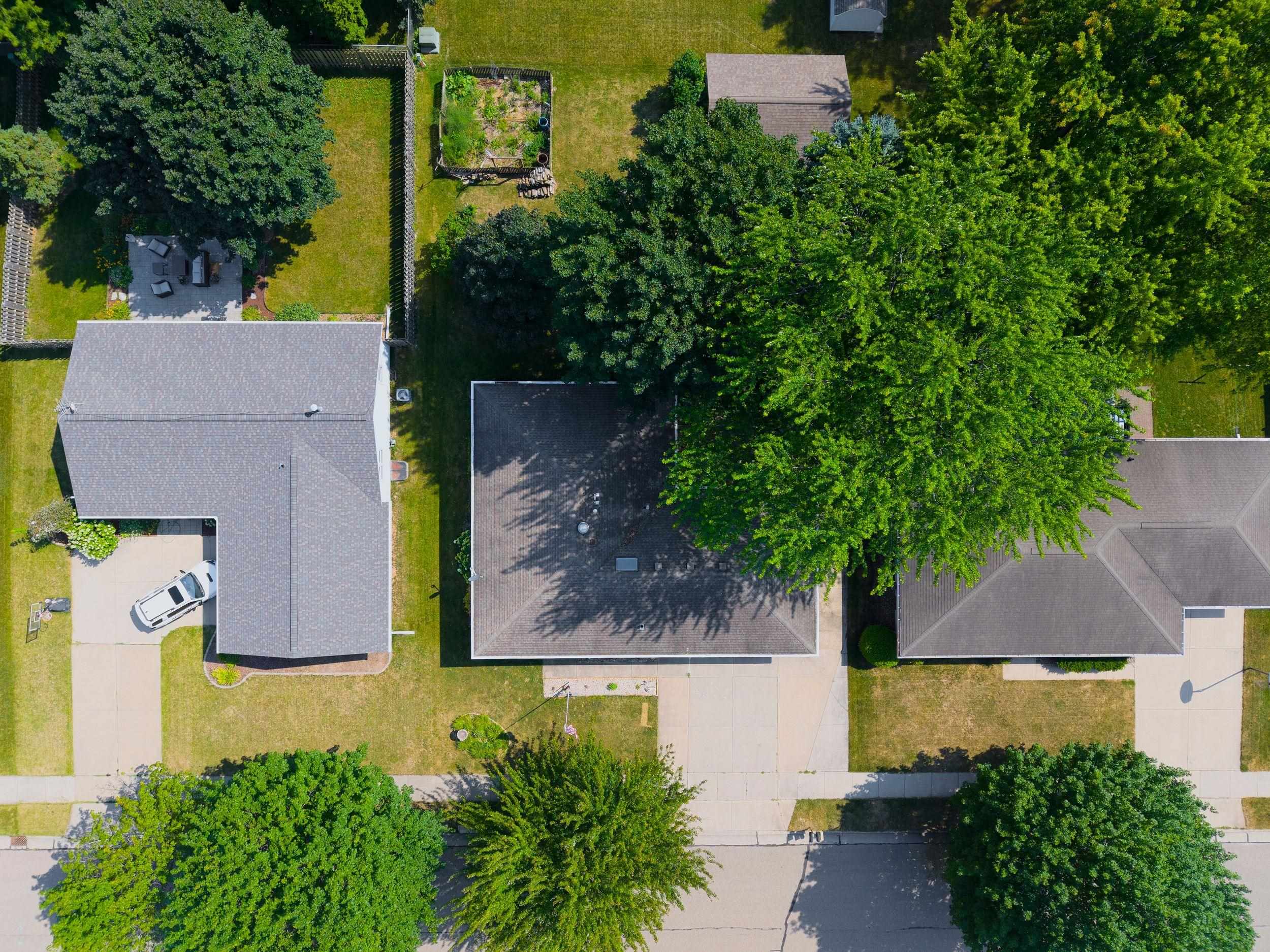 533 WILDWOOD Drive