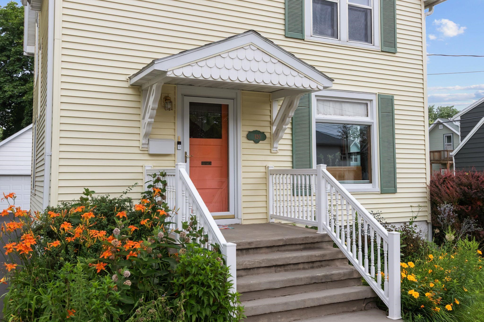 120 E COMMERCIAL Street