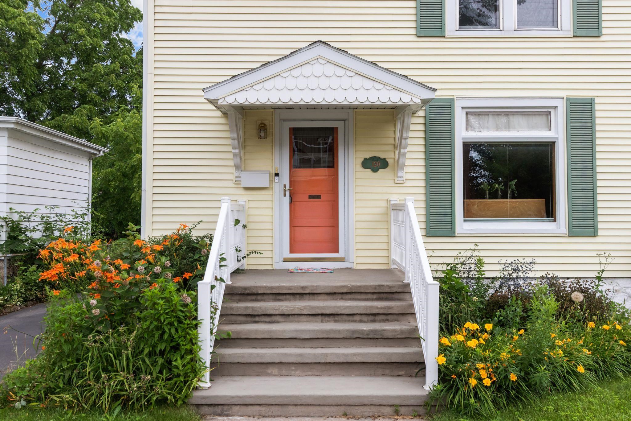 120 E COMMERCIAL Street