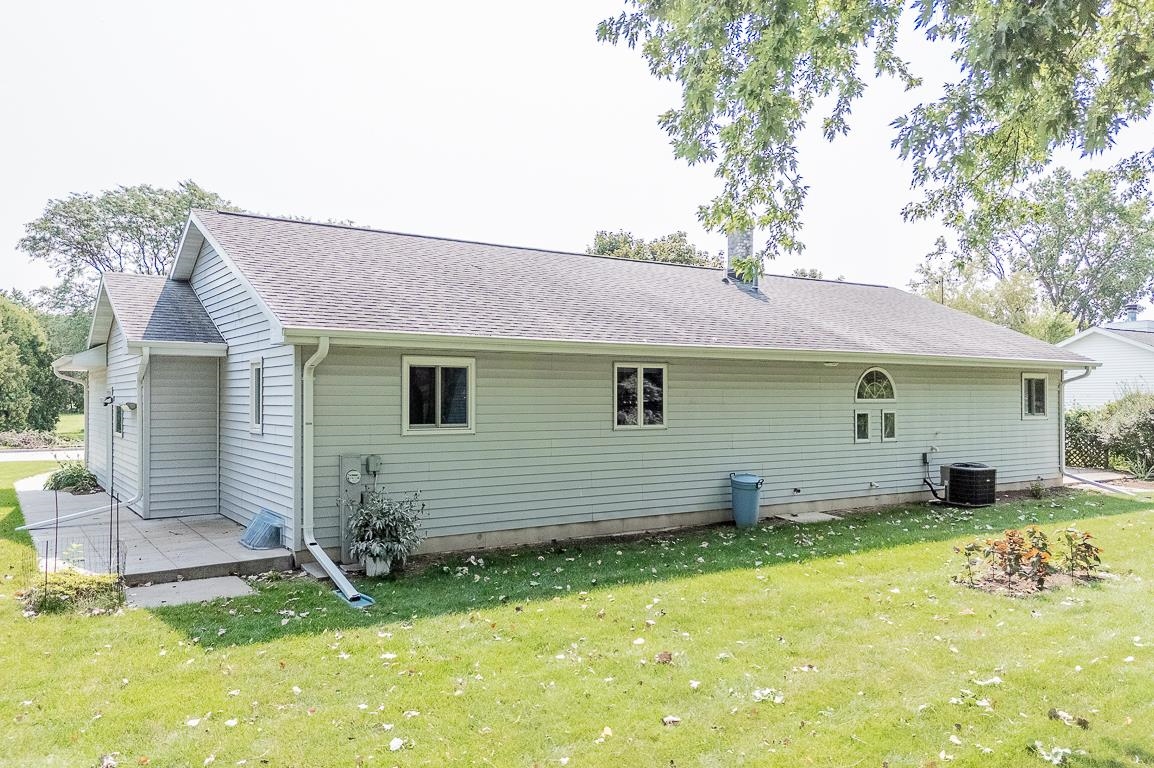 2507 N LISA Street
