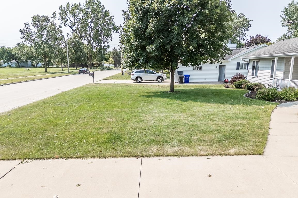 2507 N LISA Street