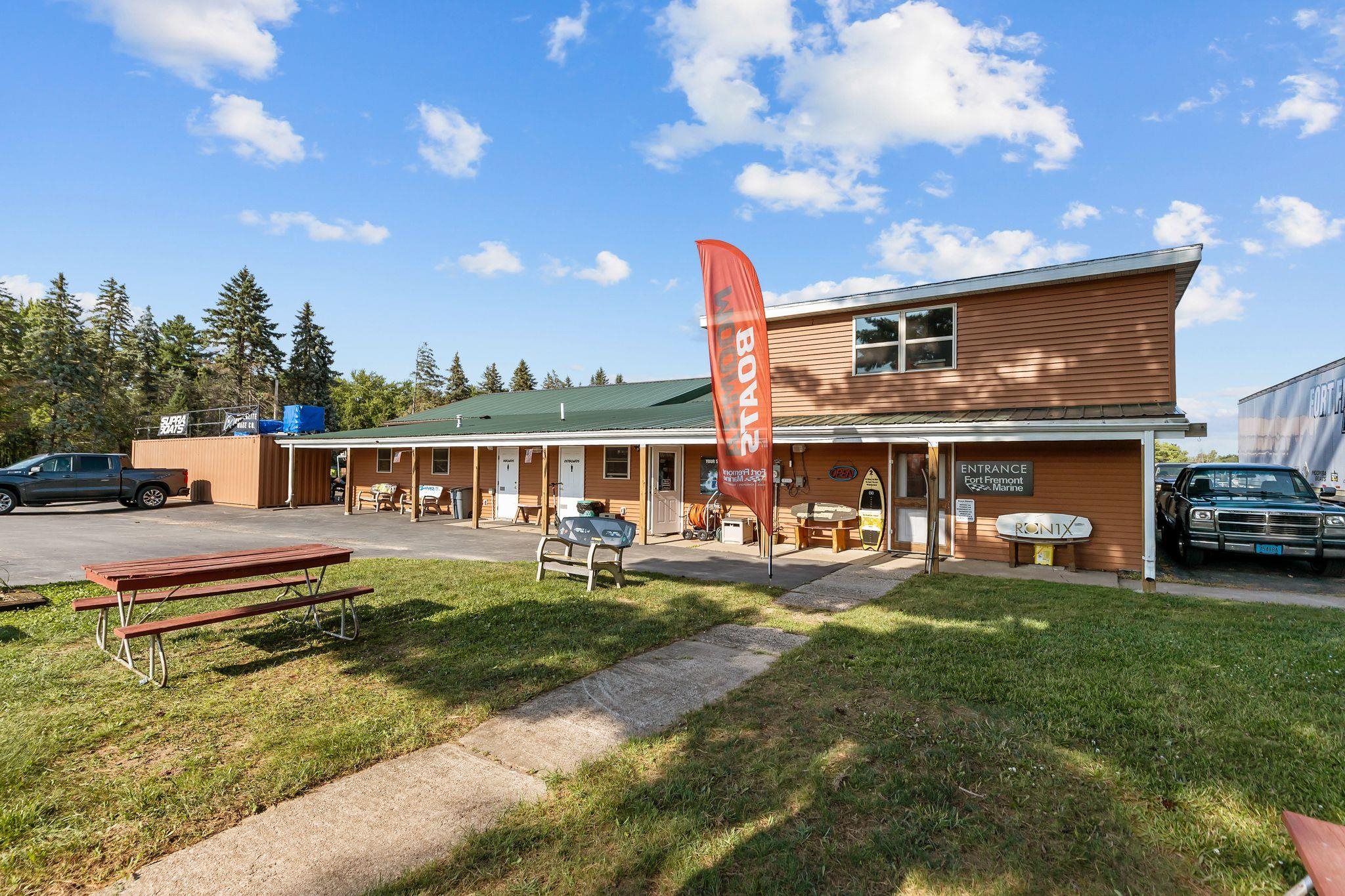 8969 COUNTY ROAD II