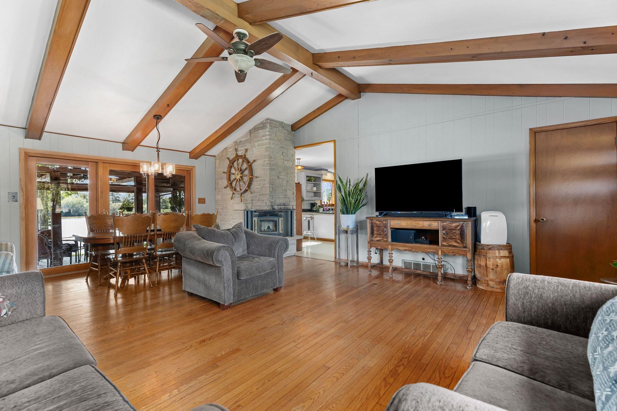 8969 COUNTY ROAD II